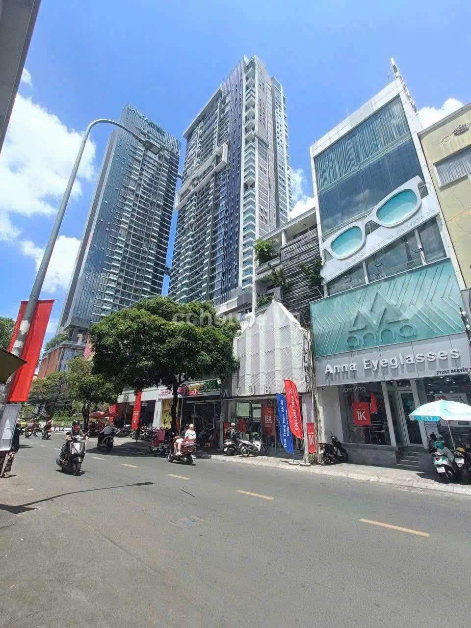 Siêu Hiếm Mặt Tiền Nguyễn Trãi, Nguyễn Cư Trinh, Quận 1
, 6.3 x 20m – Công nhận 102m² 6 lầu HĐT 120 
