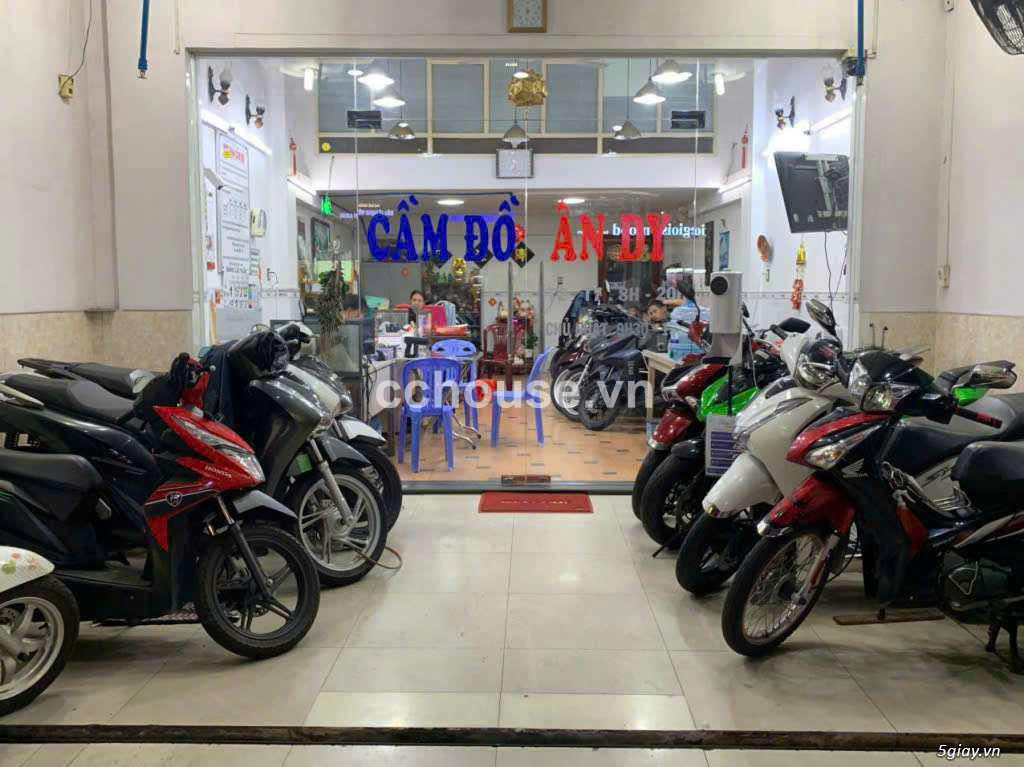 MẶT TIỀN NGUYỄN VĂN CỪ QUẬN 1 - 108M2 NGANG 5M12 x 20.9M 4 TẦNG HƯỚNG TÂY NAM - 38 TỶ