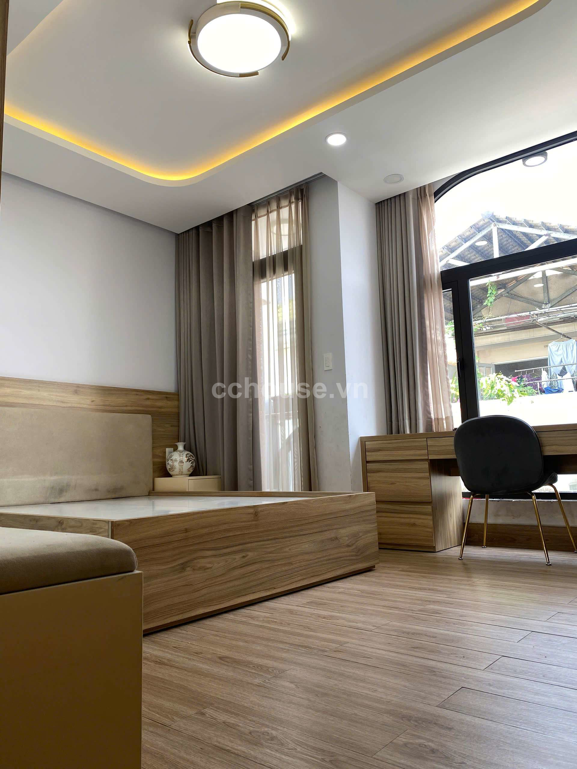 Hẻm Xe Hơi Lý Thường Kiệt, đối diện CX Băc Hải ( Diện Tích : 4,4m * 12m. Nở Hậu 4.65m )