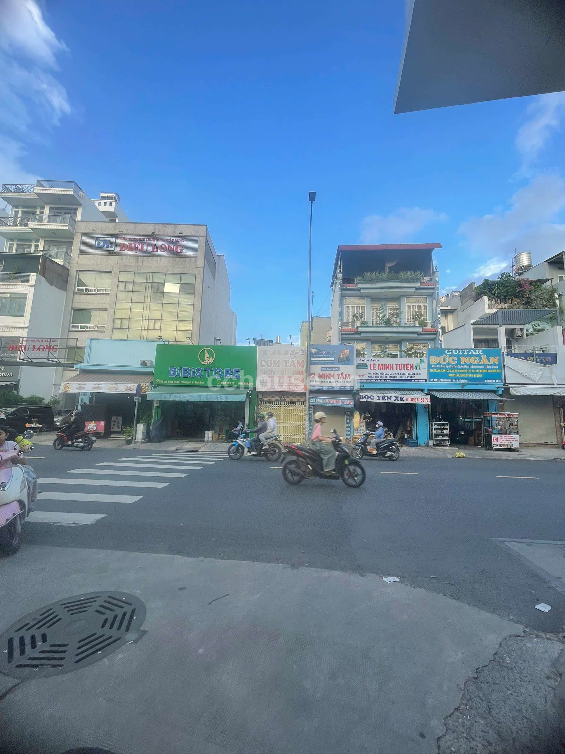 Mặt Tiền Kinh Doanh Lac Long Quân Đoạn Đẹp . Ngang trên 6m
