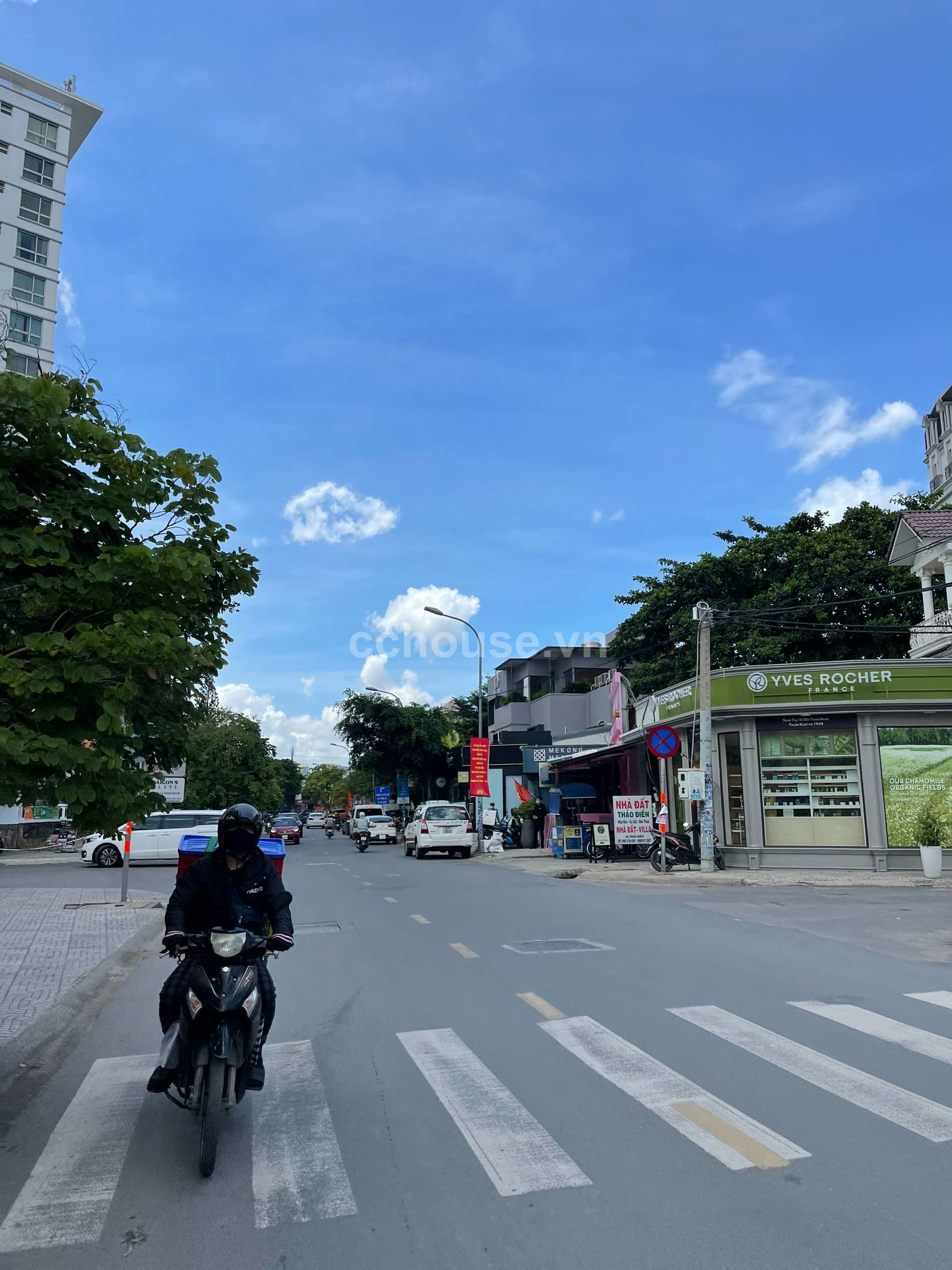 BAN-NHA-NGUYEN-DON-TIET--Q2--DT-418m--CN-907-m2--3-TANG--SAN-THUONG-id12059