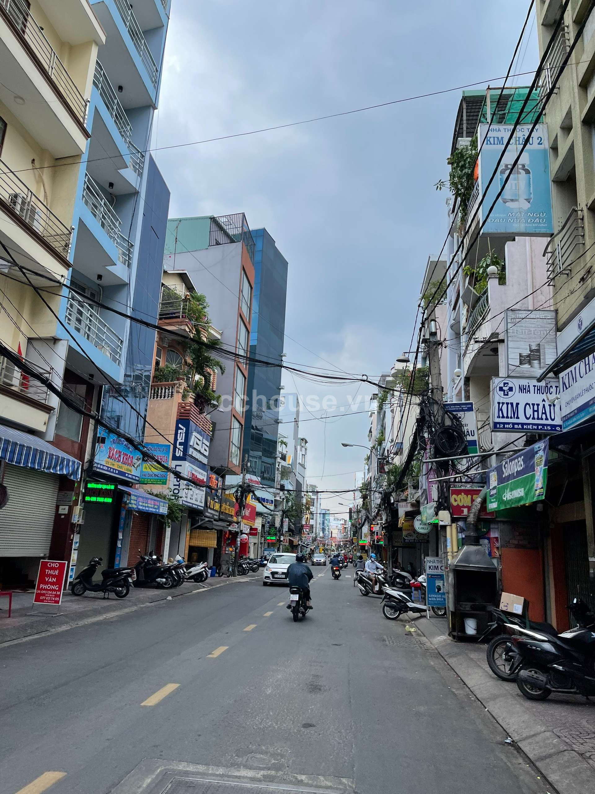 Cho thuê văn phòng đại diện, 14tr/tháng, MT Hồ Bá Kiện Quận 10