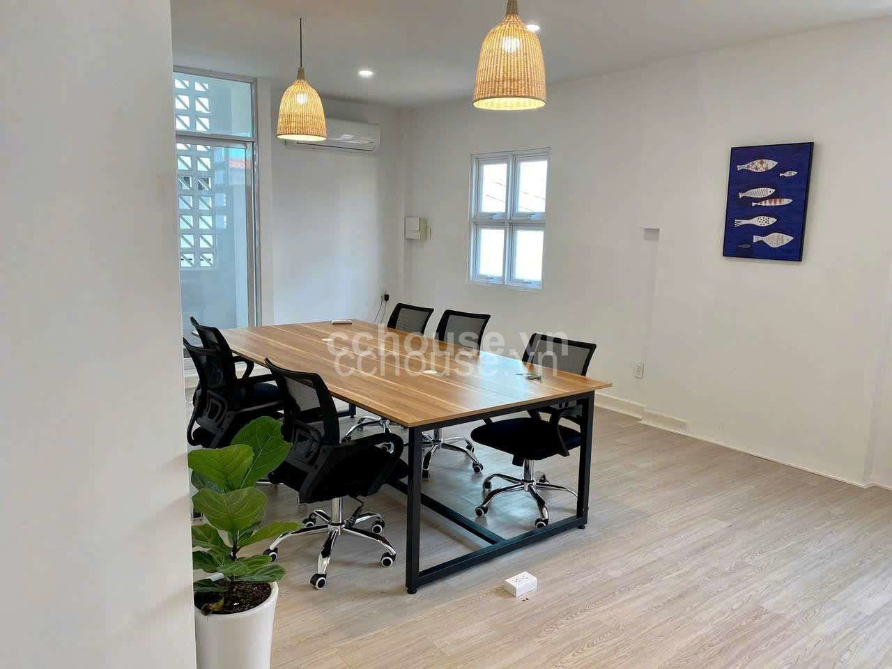 HXH BÙI THỊ XUÂN QUẬN 1 - - VỊ TRÍ VÀNG NGÀNH F&B ( Diện tích: 5.6m × 15m )