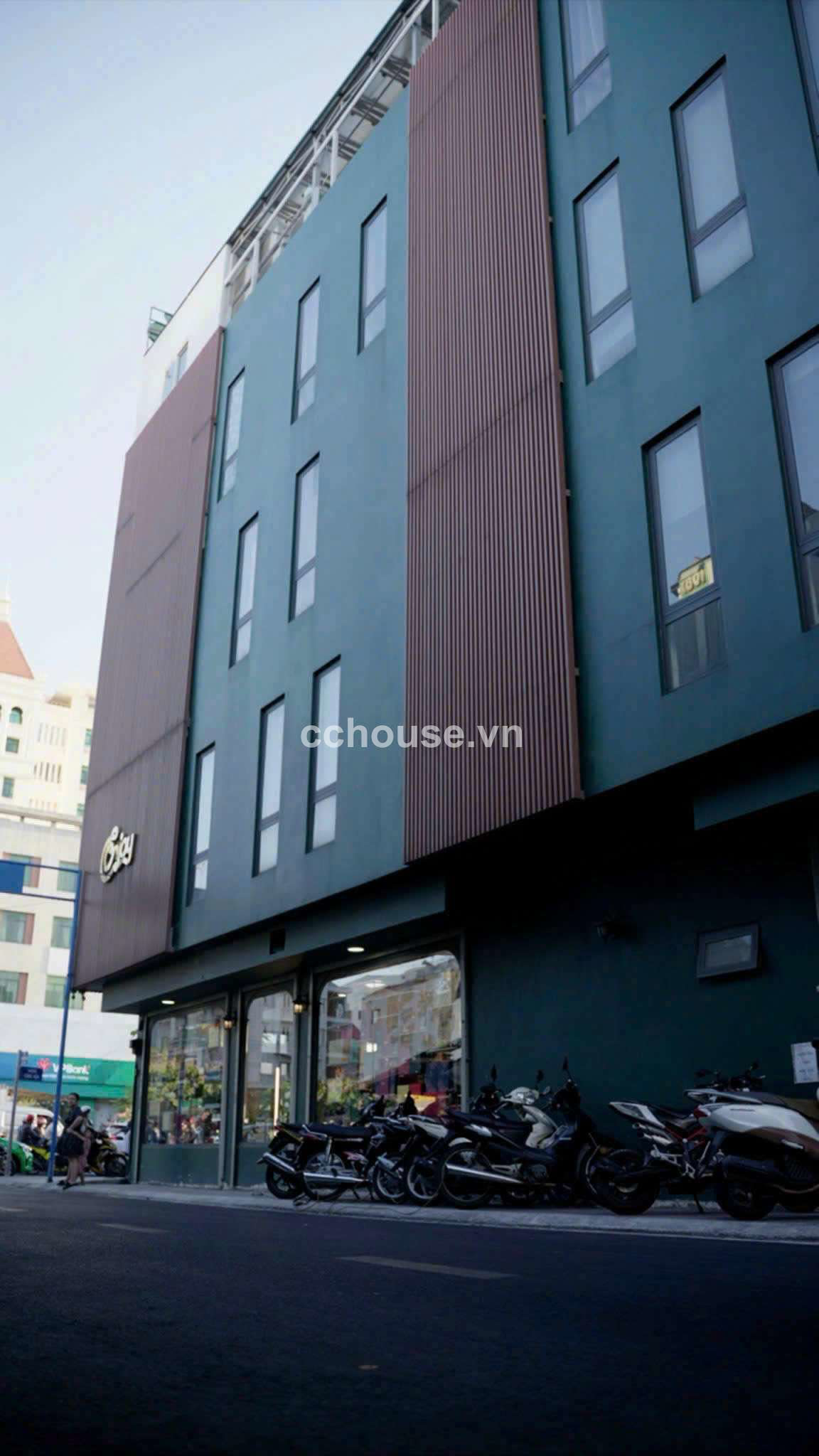 TÒA NHÀ VĂN PHÒNG GÓC 3 MẶT TIỀN CỘNG HÒA 4x20 SÀN 500m2 HĐT 65 TRIỆU- GIÁ 34.5 TỶ