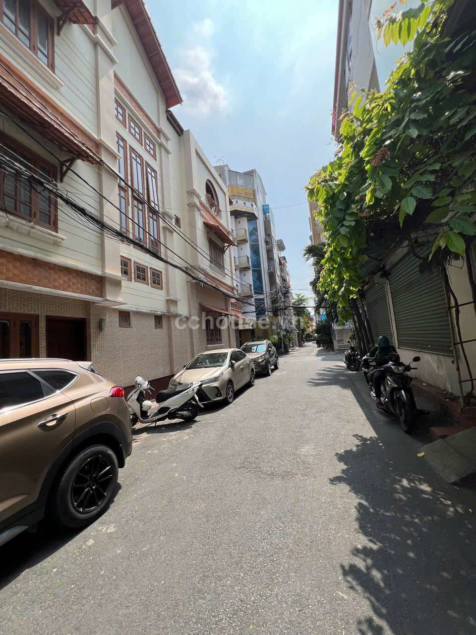 Góc 2 MT Cộng Hòa, P4, Quận Tân Bình. DT 4,5x20m . KC 3 tầng. Giá 15,3 tỷ