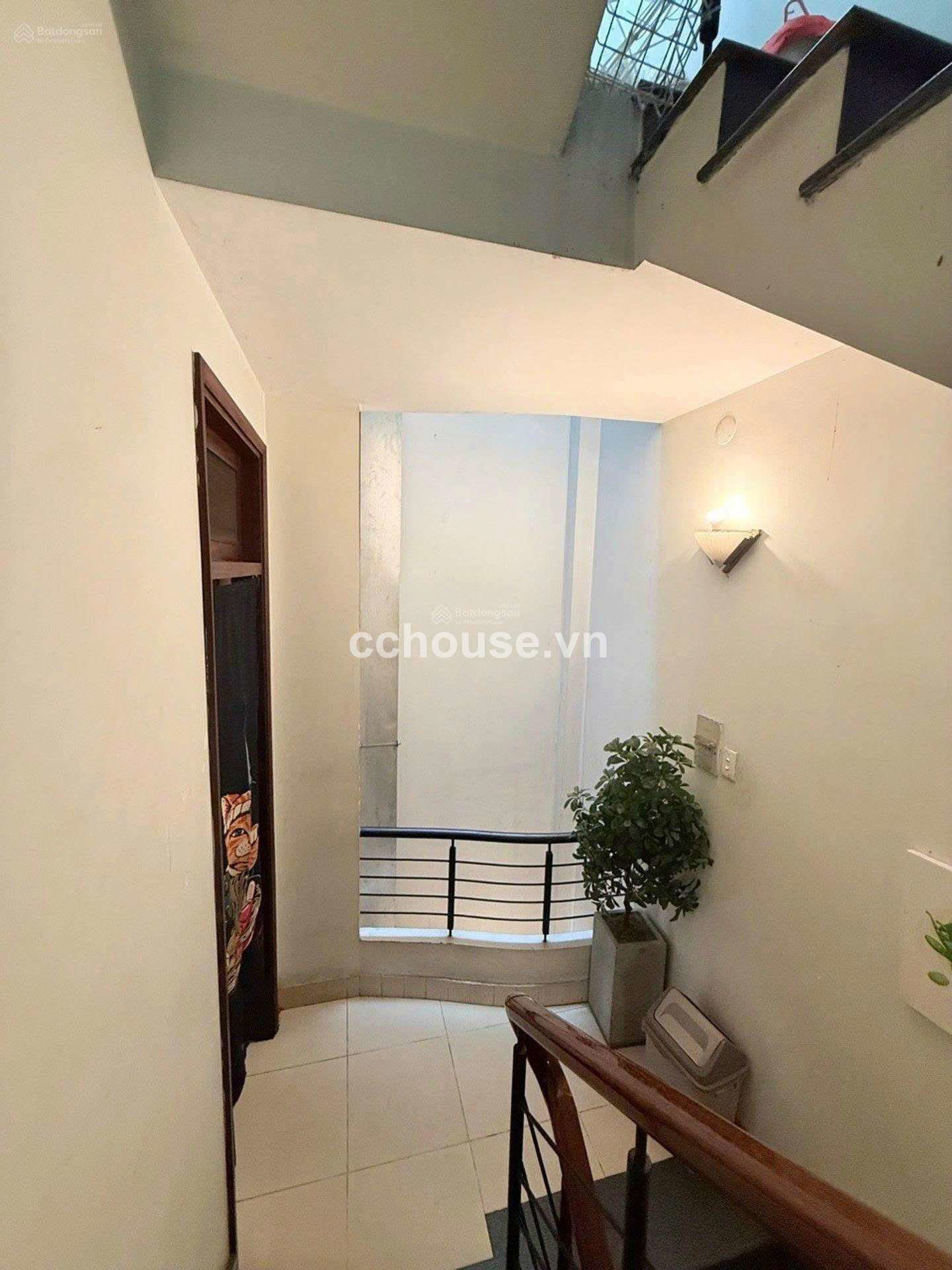 🔥NHÀ MẶT TIỀN ĐƯỜNG HOA Q. PHÚ NHUẬN - 5Mx8M - 4 TẦNG - HĐTHUÊ 34 TR/THÁNG - GIÁ 16 TỶ 🔥