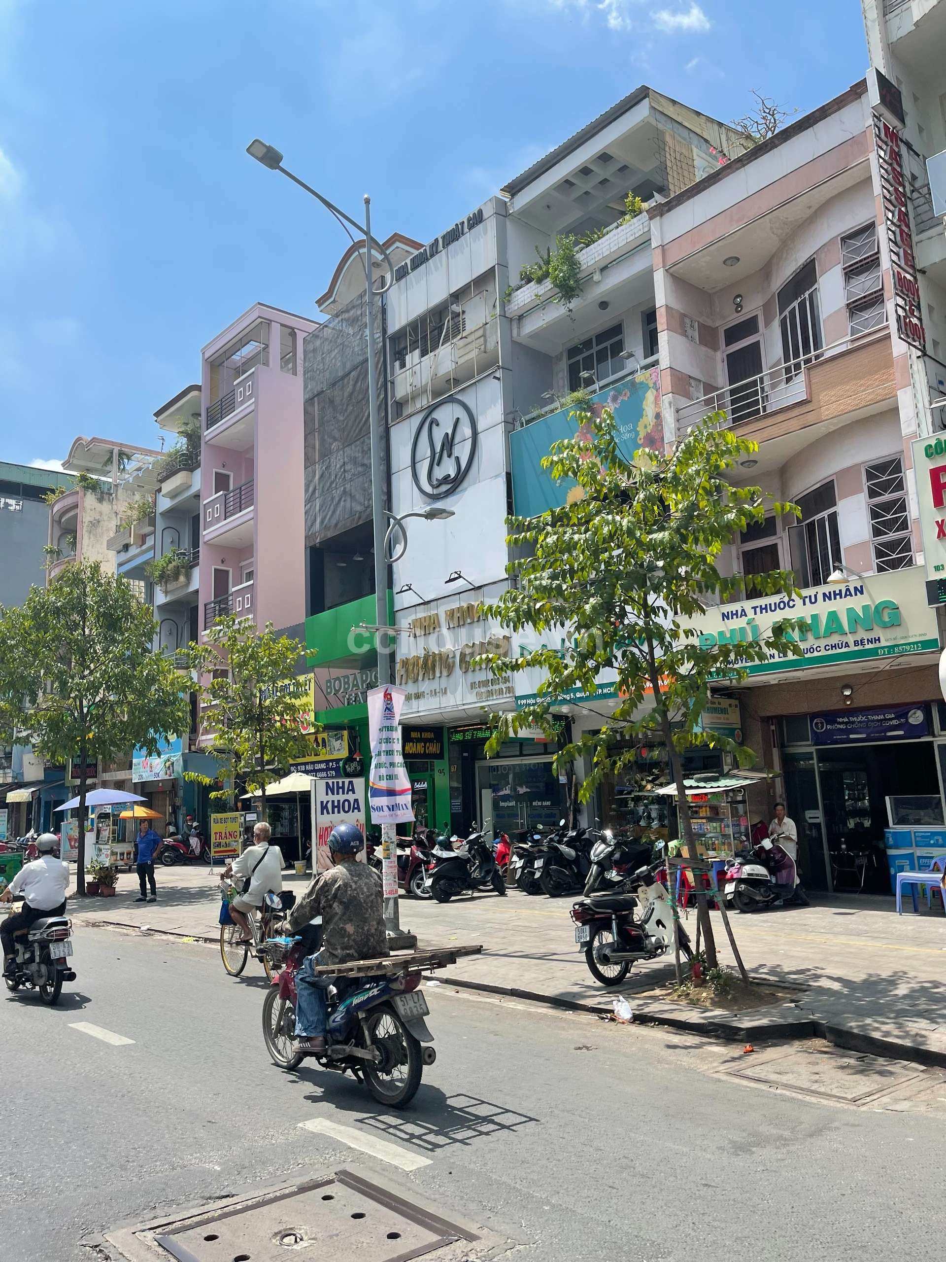 Cần bán nhà hẻm 906 đường Lò Gốm P.5 Q.6
