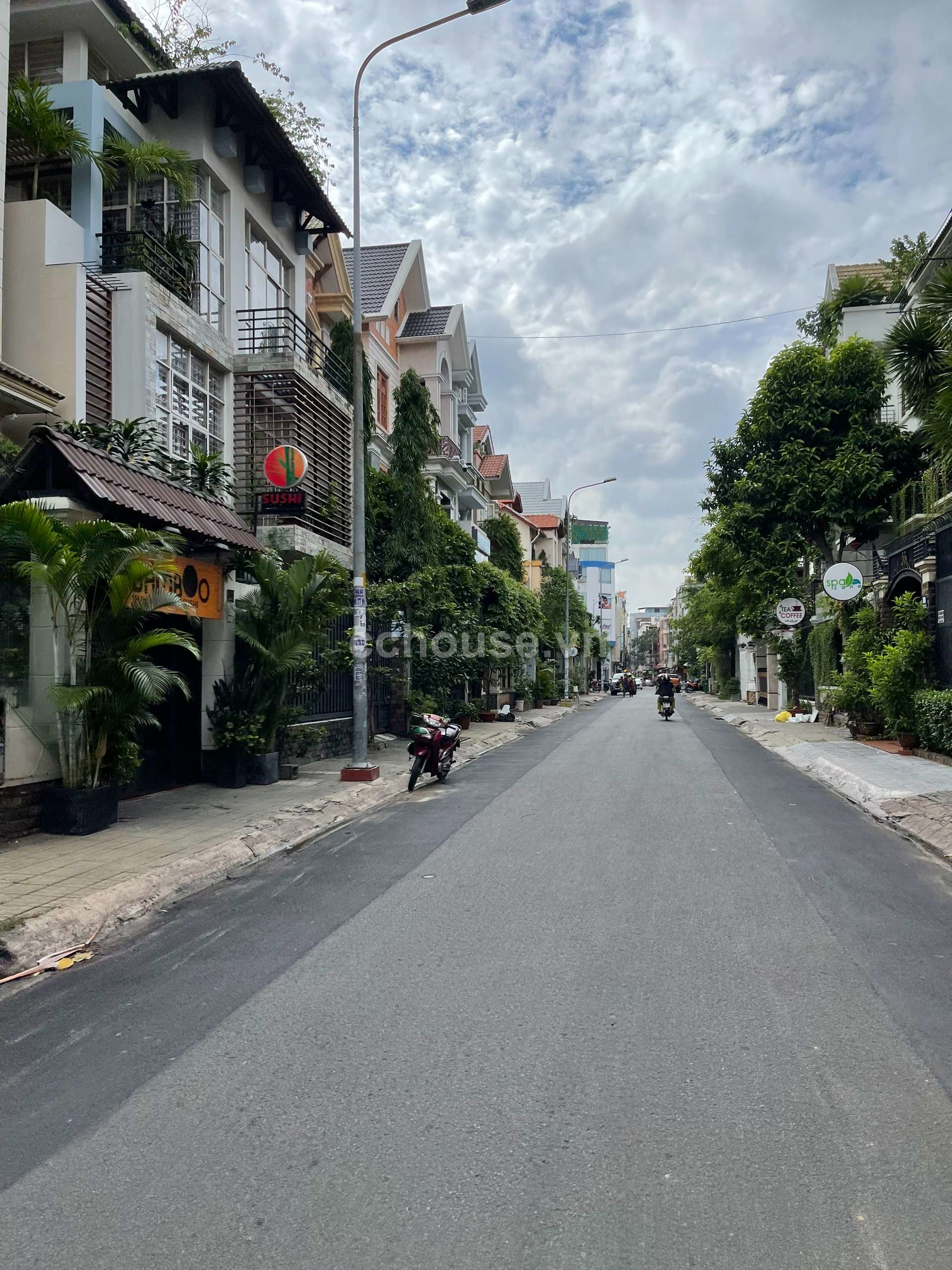 BÁN NHÀ Đường nhựa XE HƠI – Hoa Lan CÙ LAO, CẦU KIỆU, PHÚ NHUẬN