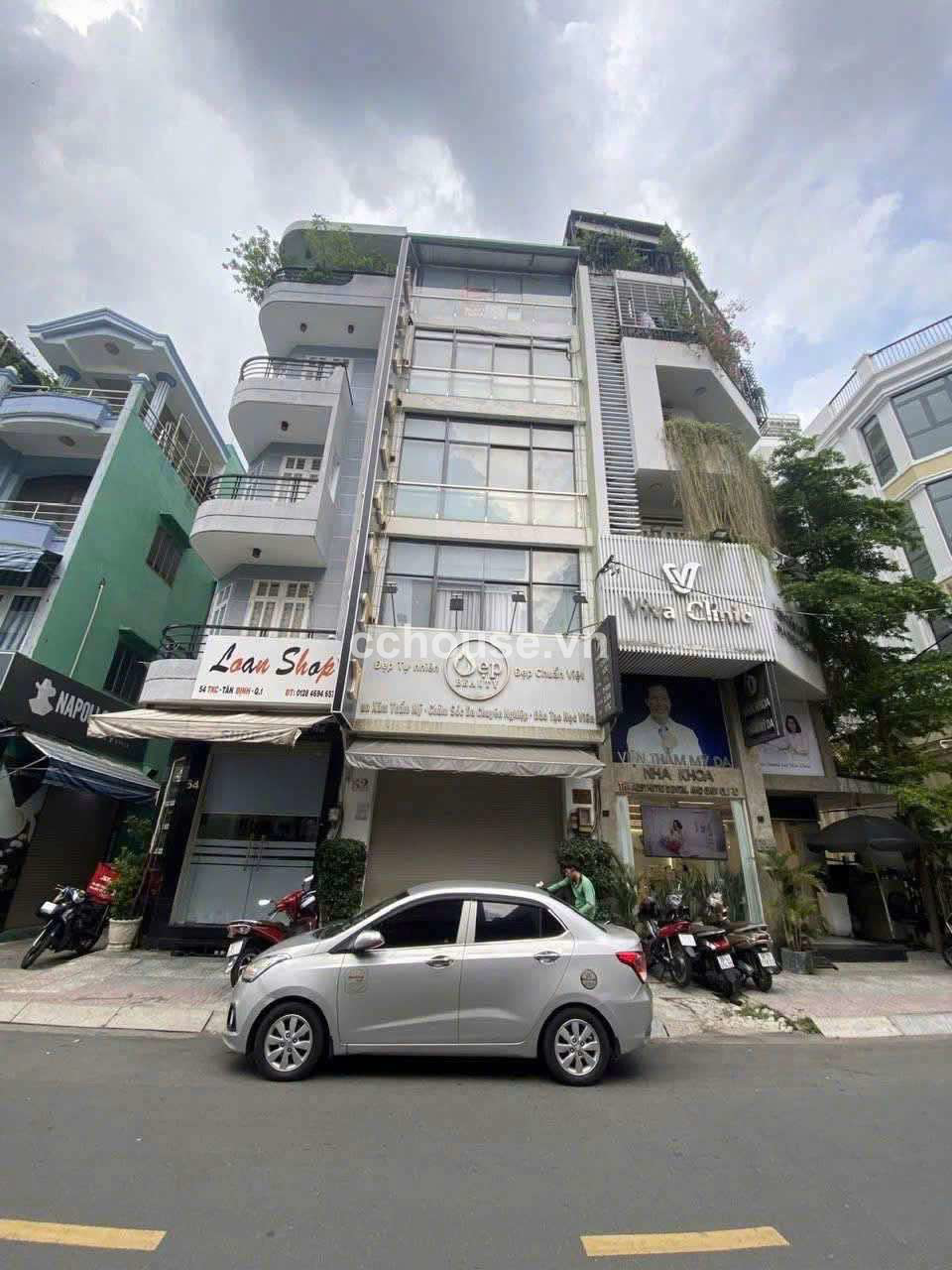 Mặt Tiền Trần Khắc Chân, Phường Tân Định, Quận 1 ( Nhà 4 tầng có thang máy )