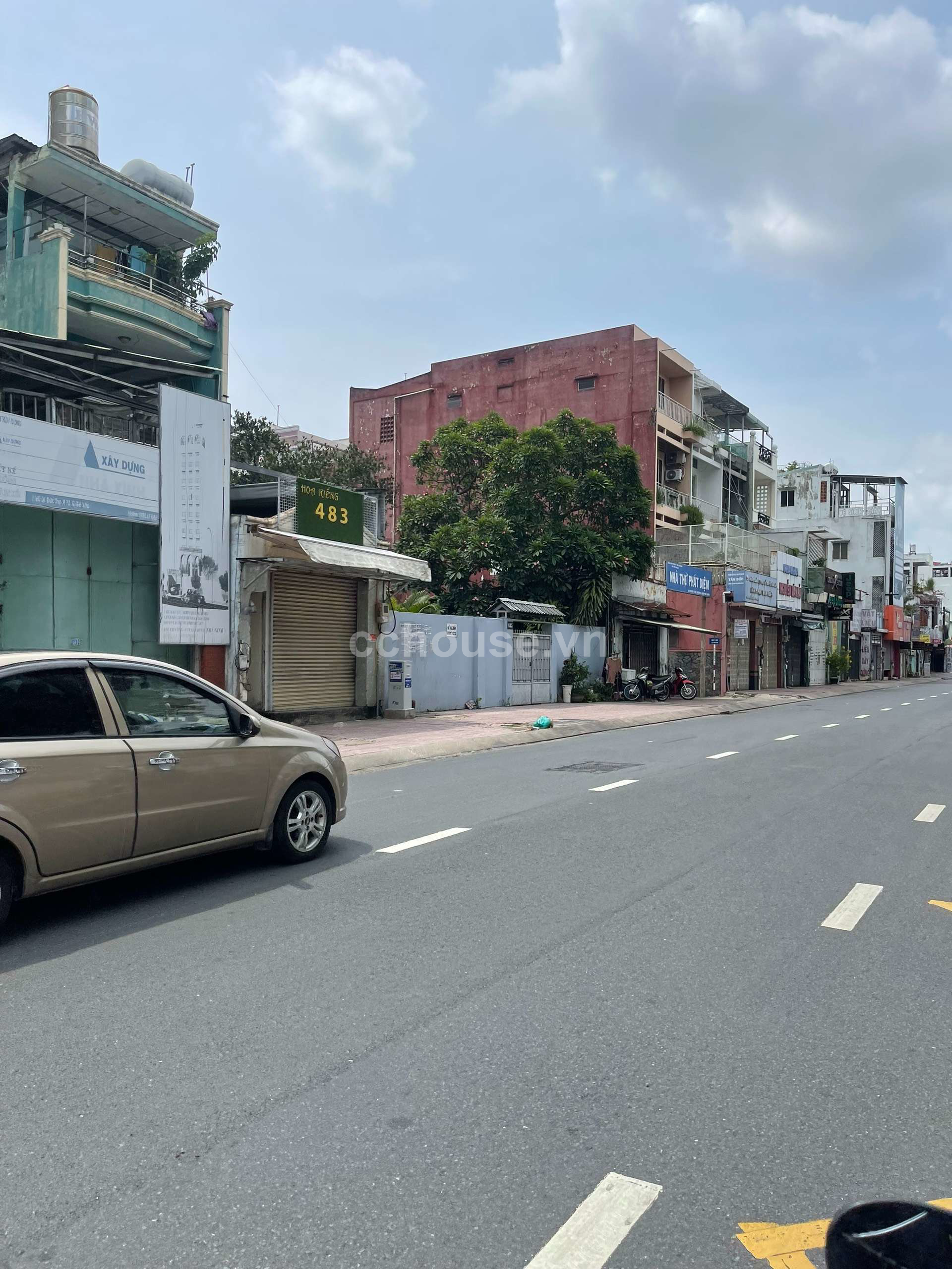 HẺM NGUYỄN KIỆM, P. ĐỨC NHUẬN - 3 TẦNG + SÂN THƯỢNG - NHÀ MỚI BÀN GIAO NGAY