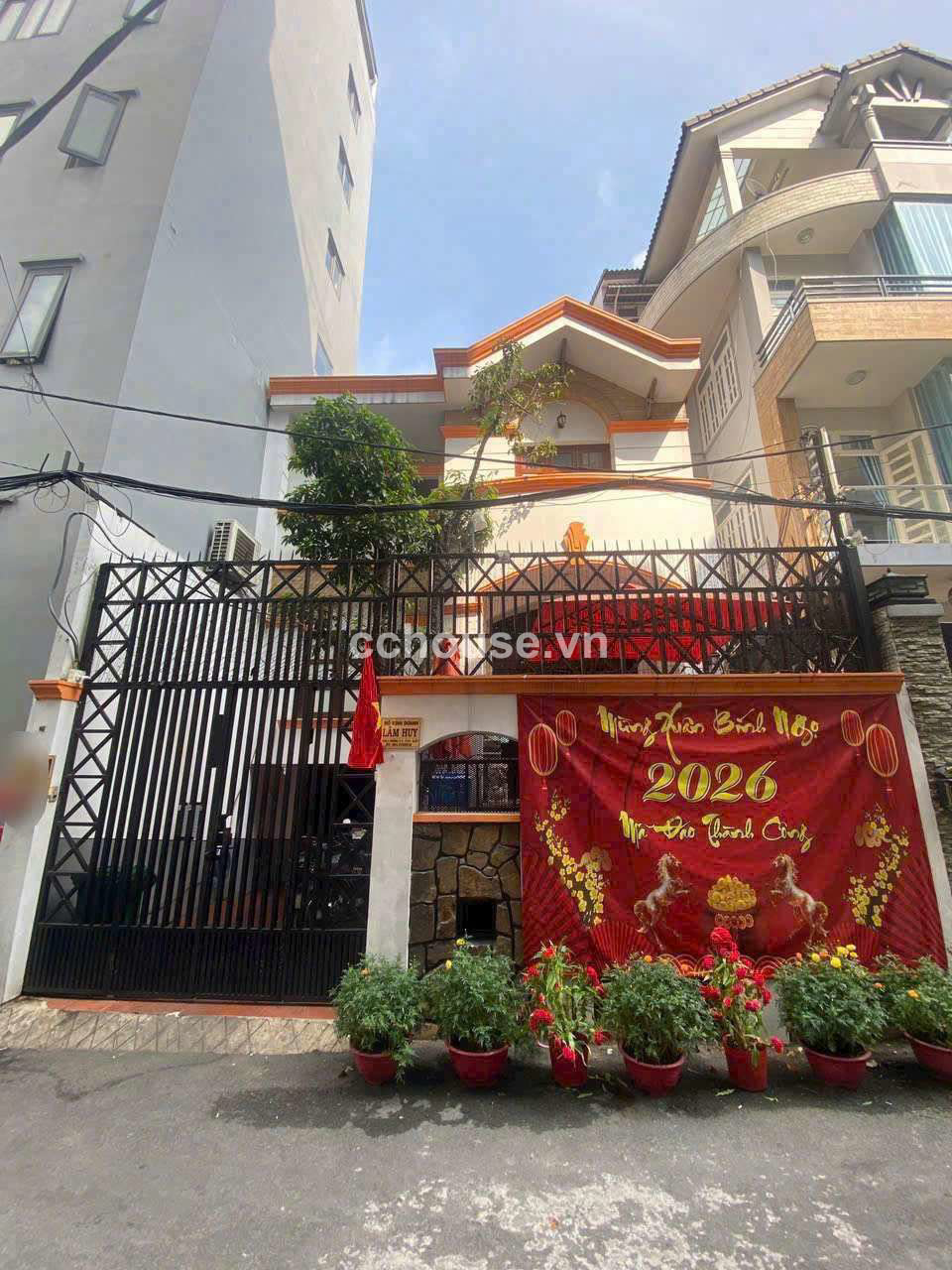 Biệt Thự 227m2 Ngang H 10.5m x 27m Hầm 4 Lầu HĐT 70 triệu/tháng. Giảm Sâu 5 tỷ