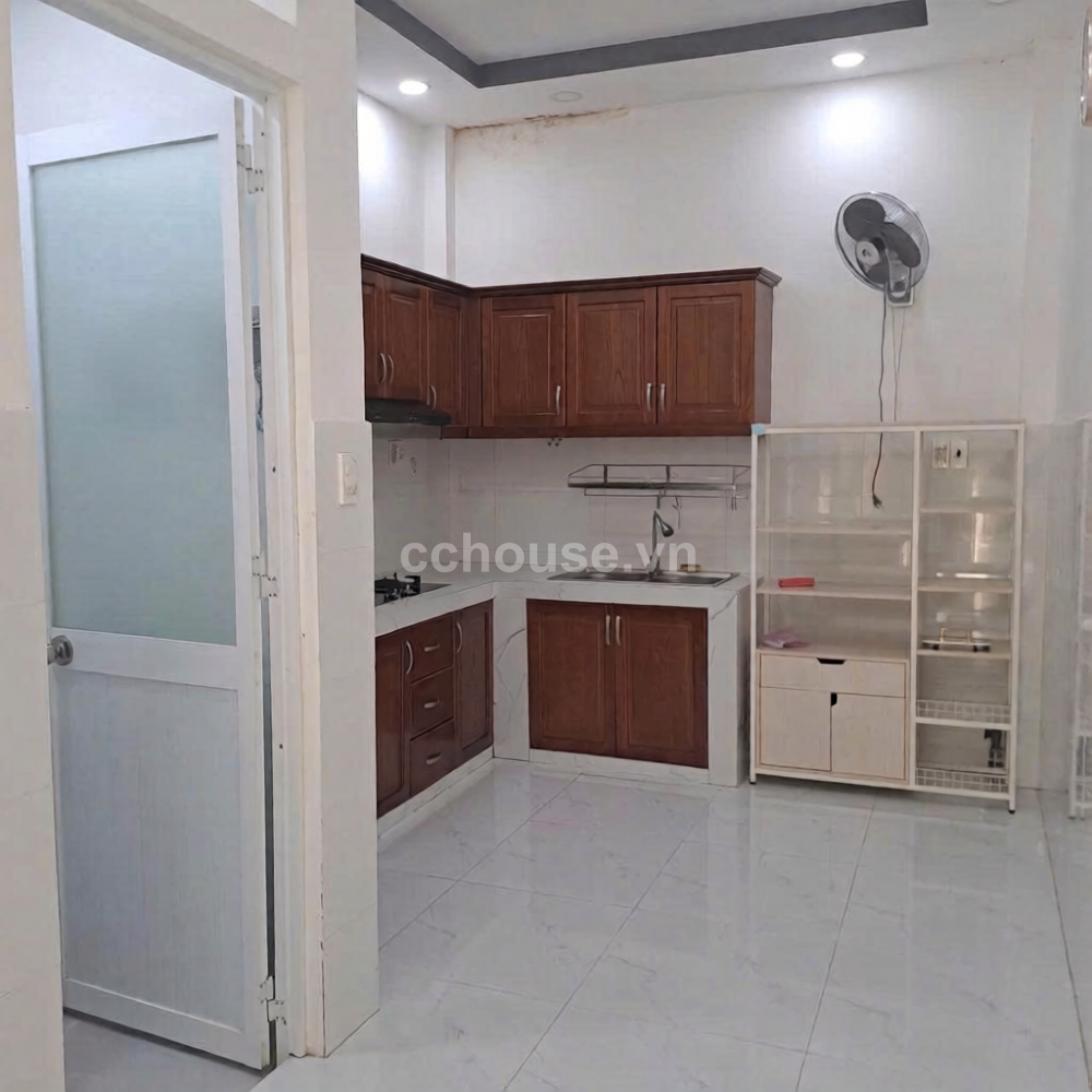 BÁN NHÀ HẺM 44/ NGUYỄN THỊ NHỎ, PHƯỜNG CHỢ LỚN - HƯỚNG NAM - 3 TẦNG + ST, MÁI CHE THANG