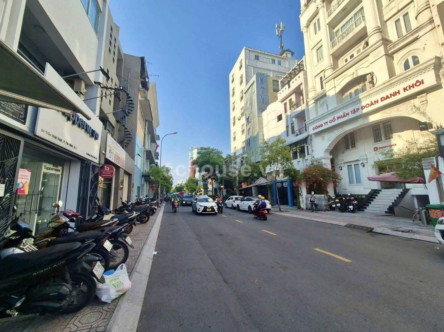 NHÀ 2 MẶT TIỀN TRẦN NHẬT DUẬT P. TÂN ĐỊNH QUẬN 1 – 4 TẦNG – TÀI SẢN KHAN HIẾM TRUNG TÂM – 27 TỶ
