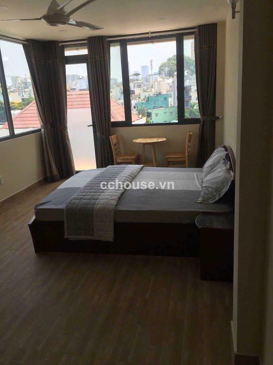CĂN HỘ DỊCH VỤ CAO CẤP GÓC 2 MẶT TIỀN LÊ VĂN SỸ P14 QUẬN 3 - 79M2 HẦM 5 LẦU HĐT 70 TRIỆU