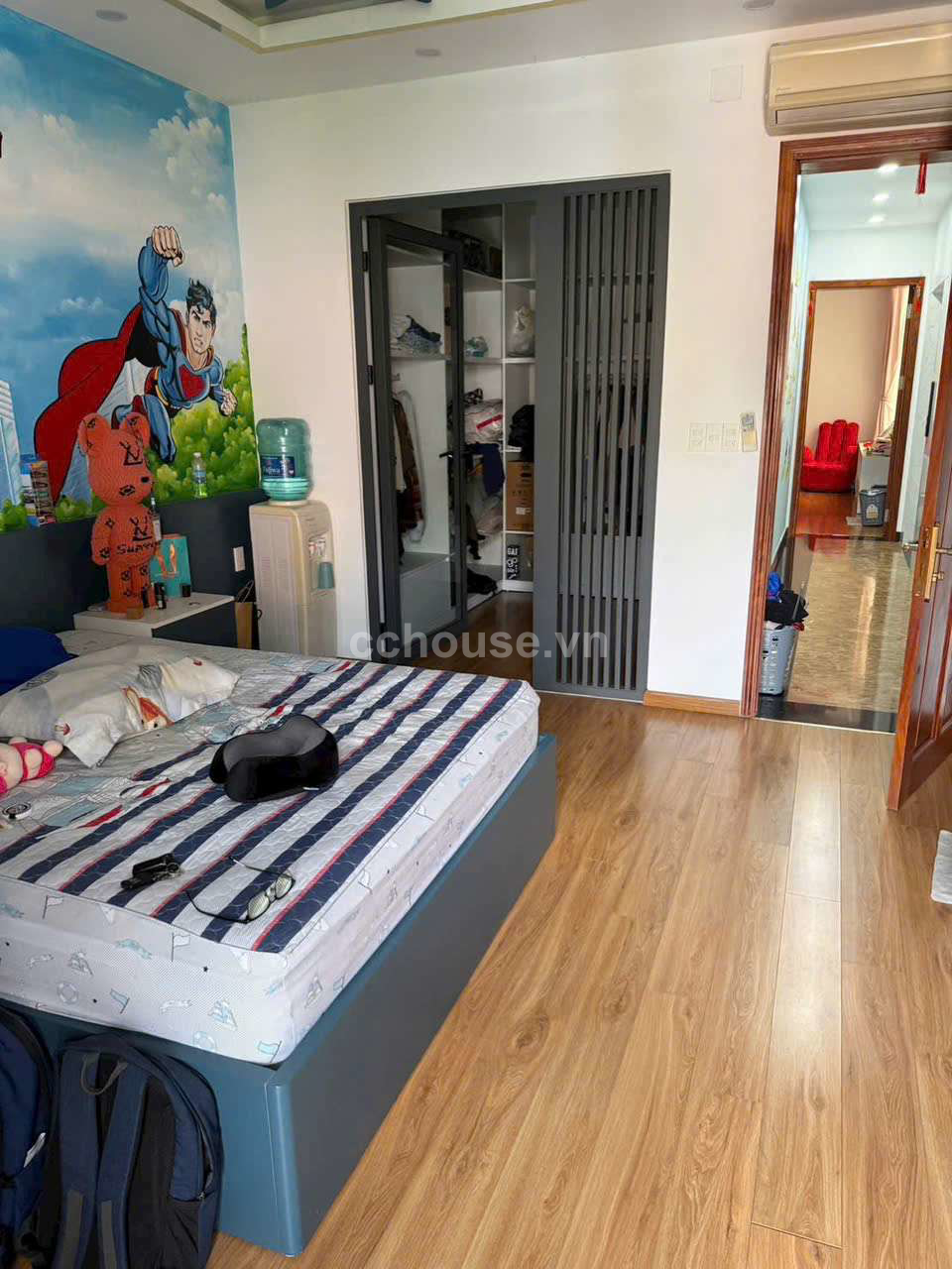 Siêu phẩm Vip Bàu Cát Tân Bình. Dt: 6x16m. Kc: 1 Hầm 1 Trệt 6 lầu, thang máy xịn. Giá 26ty