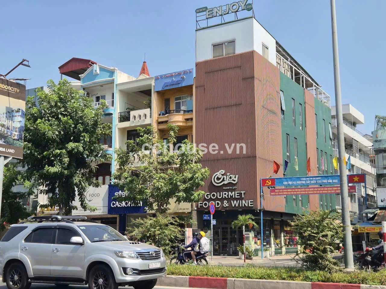 TÒA NHÀ VĂN PHÒNG GÓC 3 MẶT TIỀN CỘNG HÒA 4x20 SÀN 500m2 HĐT 65 TRIỆU- GIÁ 34.5 TỶ