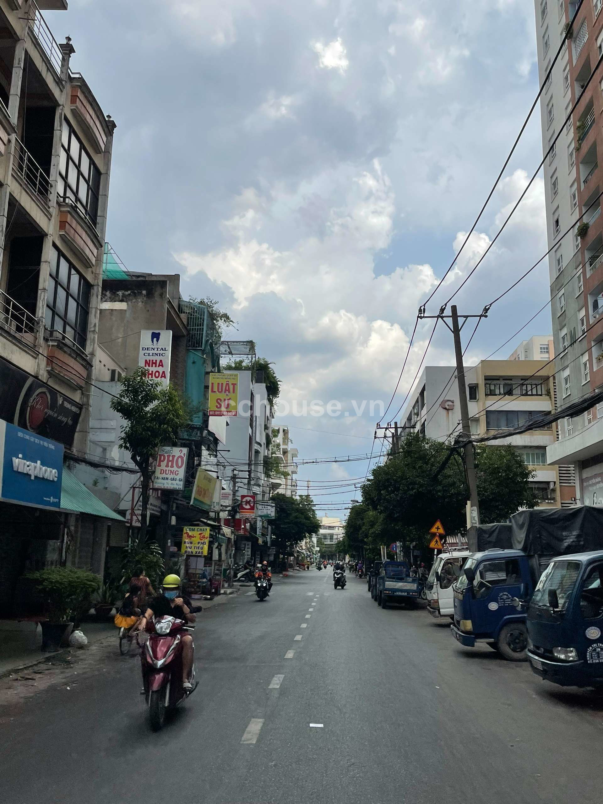 VỊ TRÍ TRUNG TÂM ĐƯỜNG NI SƯ HUỲNH LIÊN - P.10 - TÂN BÌNH_DT (5.8x16m) 92.8m2