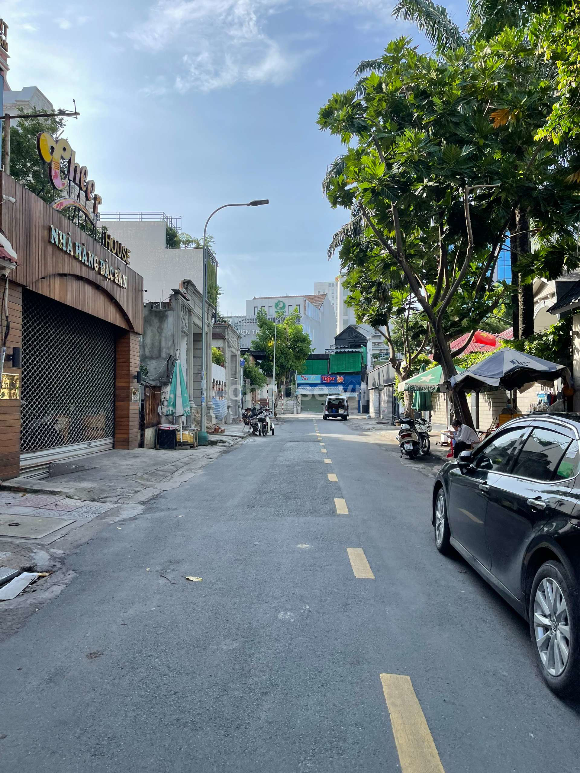 Cho thuê nhà MT Lê Ngô Cát, phường Võ Thị Sáu, Quận 3, trệt 2 lầu MT siêu rộng thoáng, 380tr/th
