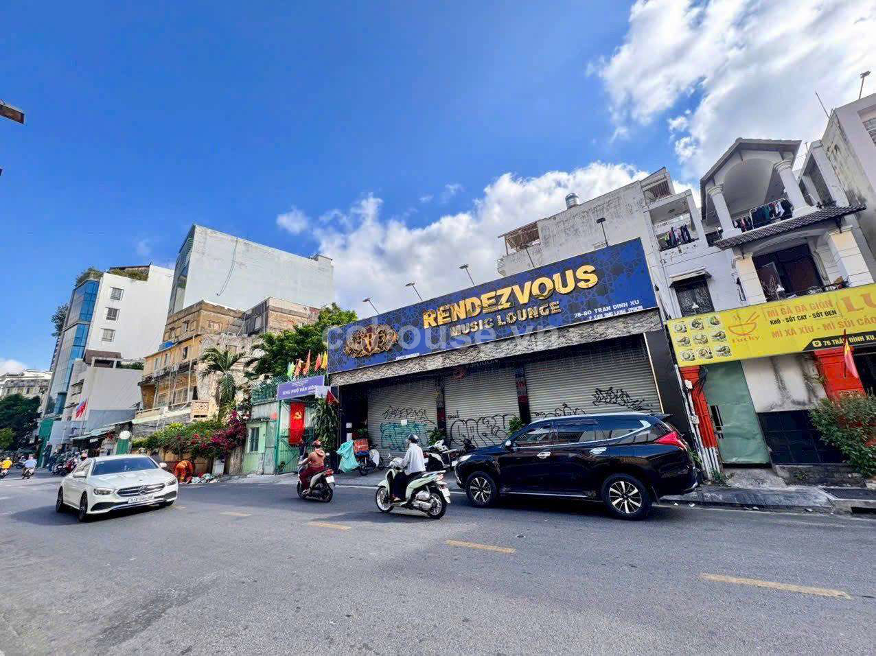 QUẬN 1 BÁN NHÀ 2 TẦNG MẶT TIỀN TRẦN ĐÌNH XU, P.CẦU ÔNG LÃNH- NGANG SIÊU LỚN 12.5M*15M- HDT ĐỀU 150TR