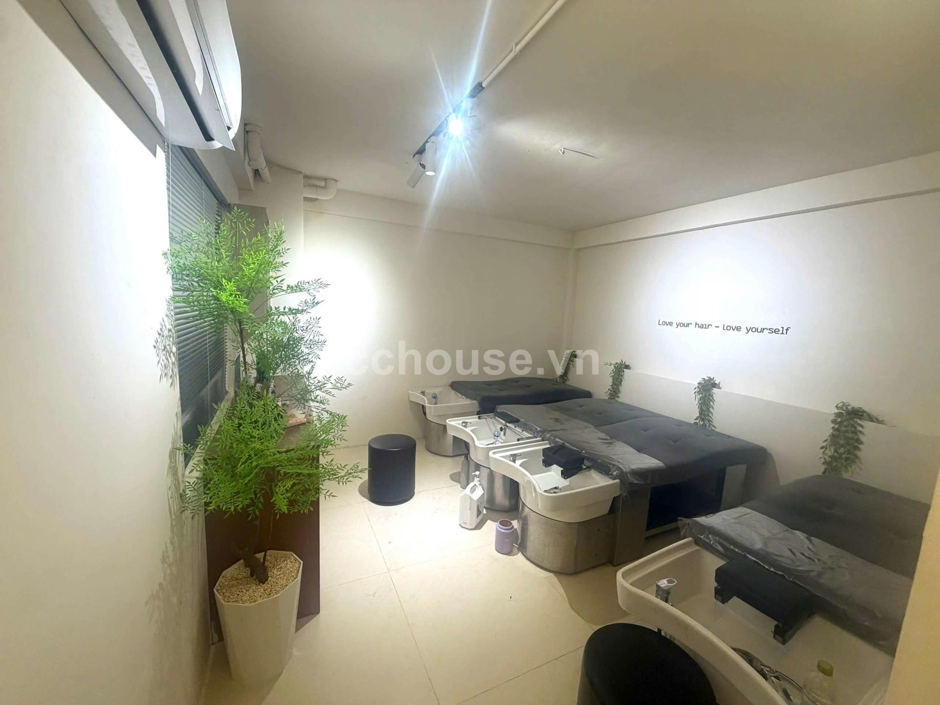 Nhà 5 tầng Hẻm xe hơi Lý Thường Kiệt Quận 10 50m2