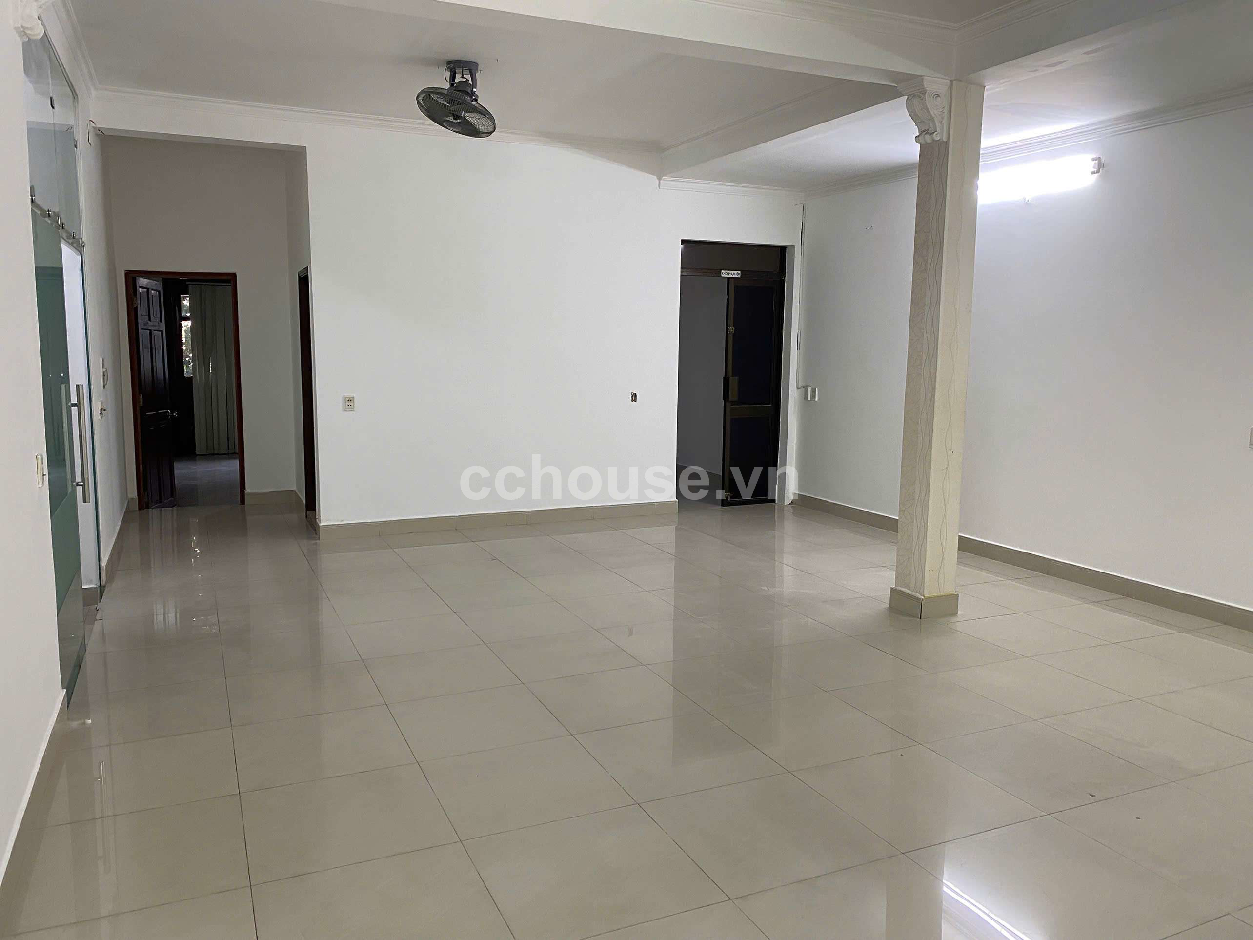 CHÍNH CHỦ GỬI BÁN NHÀ MẶT TIỀN K300 CỘNG HÒA P12 QUẬN TÂN BÌNH - 10Mx18M 170M2 TRỆT 2LẦU 52 TỶ 