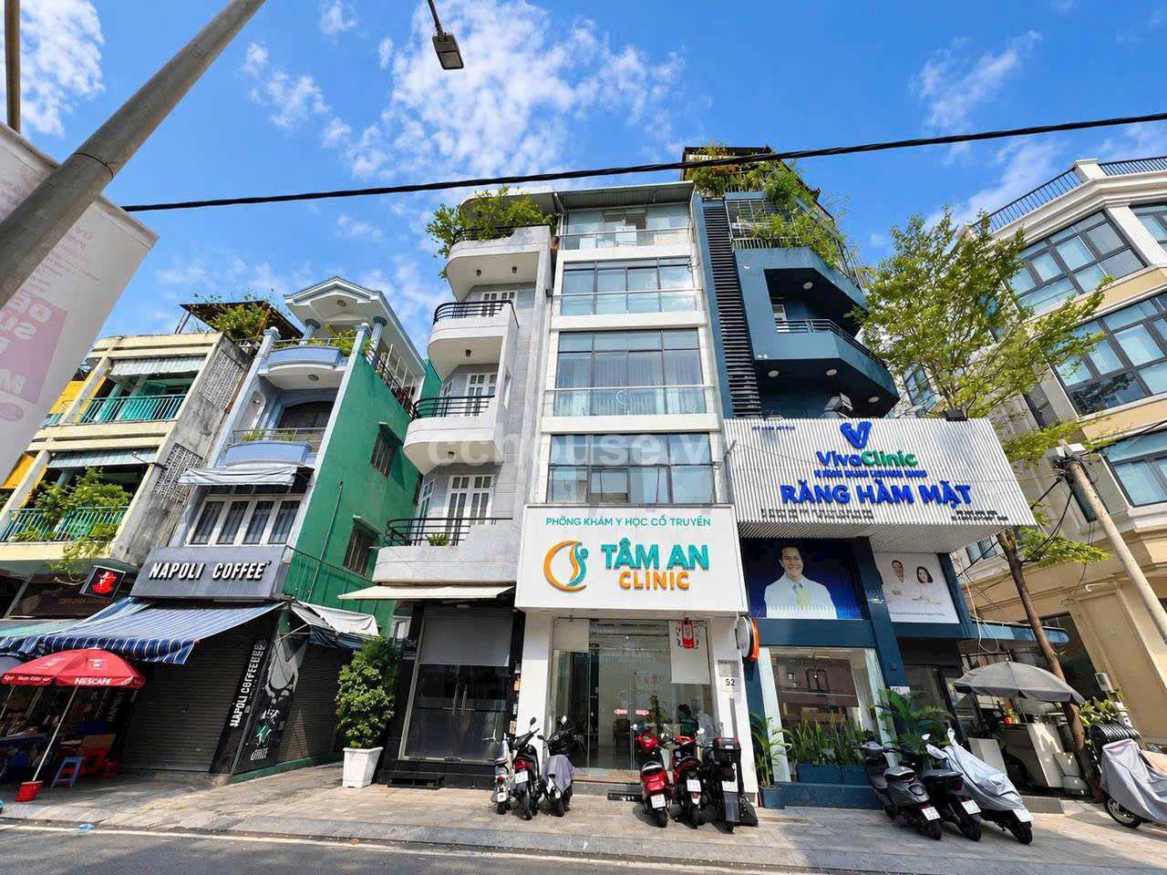 MẶT TIỀN 52 TRẦN KHẮC TRÂN - TÂN ĐỊNH QUẬN 1 - 5 TẦNG THANG MÁY HĐT 55 TRIỆU- GIÁ CỰC TỐT