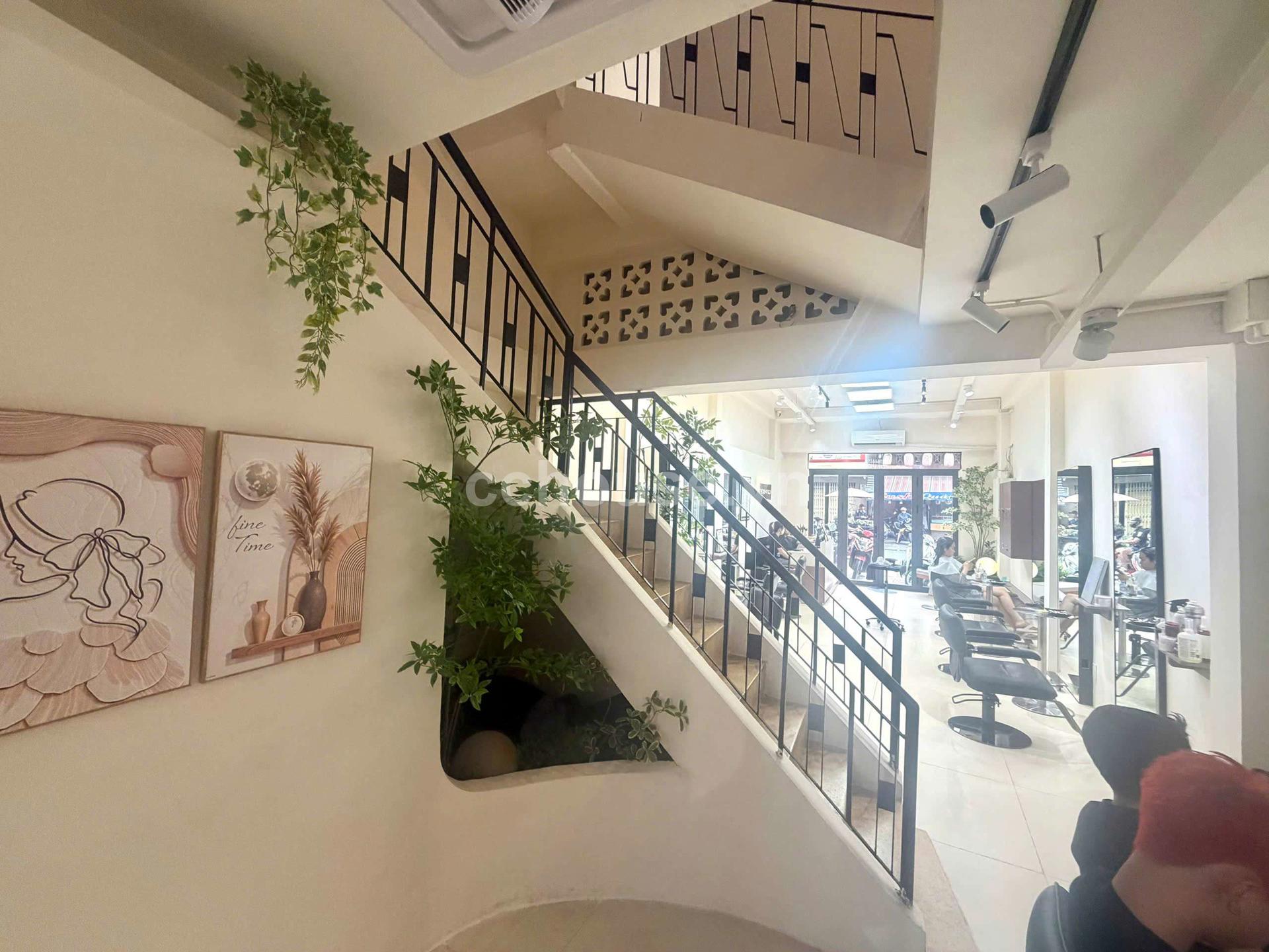 Nhà 5 tầng Hẻm xe hơi Lý Thường Kiệt Quận 10 50m2