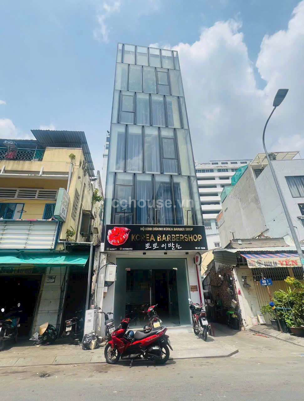 TOÀ NHÀ CỰC HIẾM QUẬN 1 ĐỀ THÁM 6 TẦNG THANG MÁY 260M2 SÀN HĐT 720 TRIỆU/TH 2NĂM TĂNG 10%