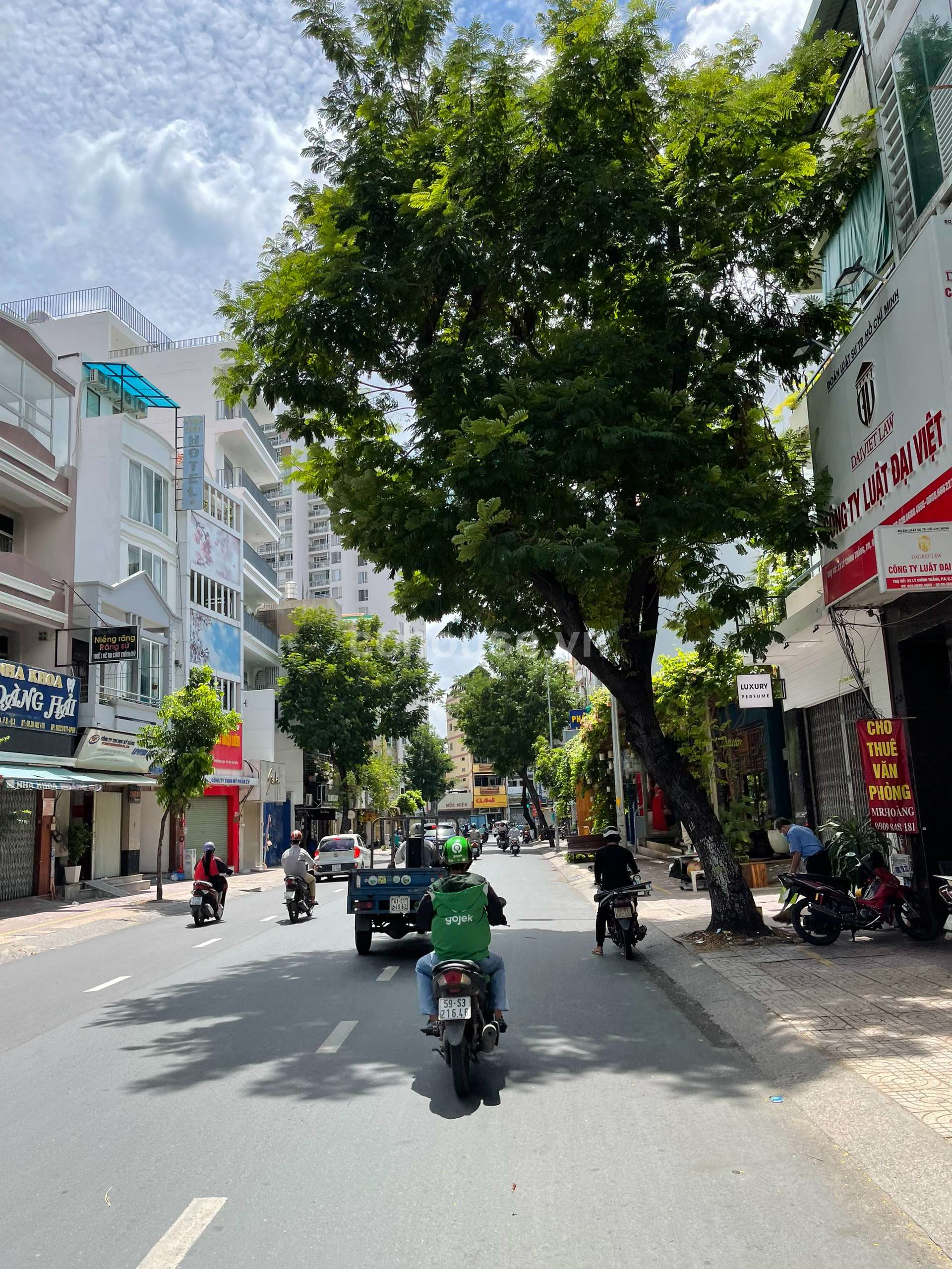 Nha-hem-62-Ly-Chinh-Thang-Q3-31m-x-87m-3-lau-ST-hem-5m-thong-id12230