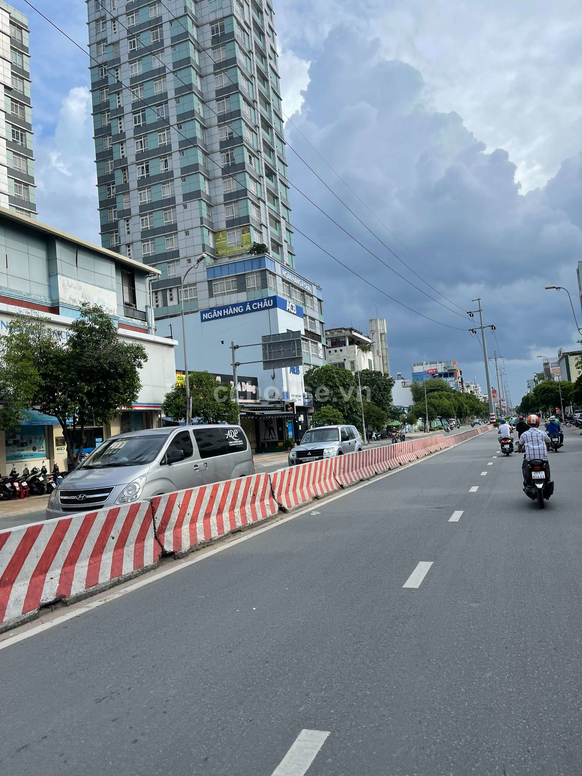 CHÍNH CHỦ BÁN NHÀ HẺM 8M, NGAY TRUNG TÂM Q.11 - 2 TẦNG - GIÁ 8 TỶ 
