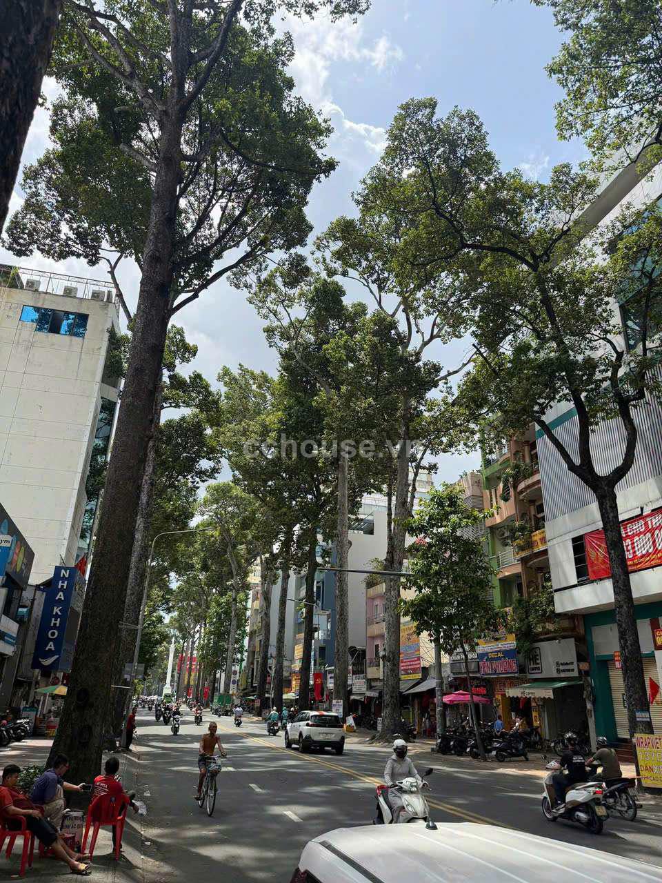 MẶT TIỀN NGUYỄN CHÍ THANH - P9 - QUẬN 5 - 6,6X30M - 5 TẦNG - HĐTHUÊ 150 TR/THÁNG - NHỈNH 70 TỶ
