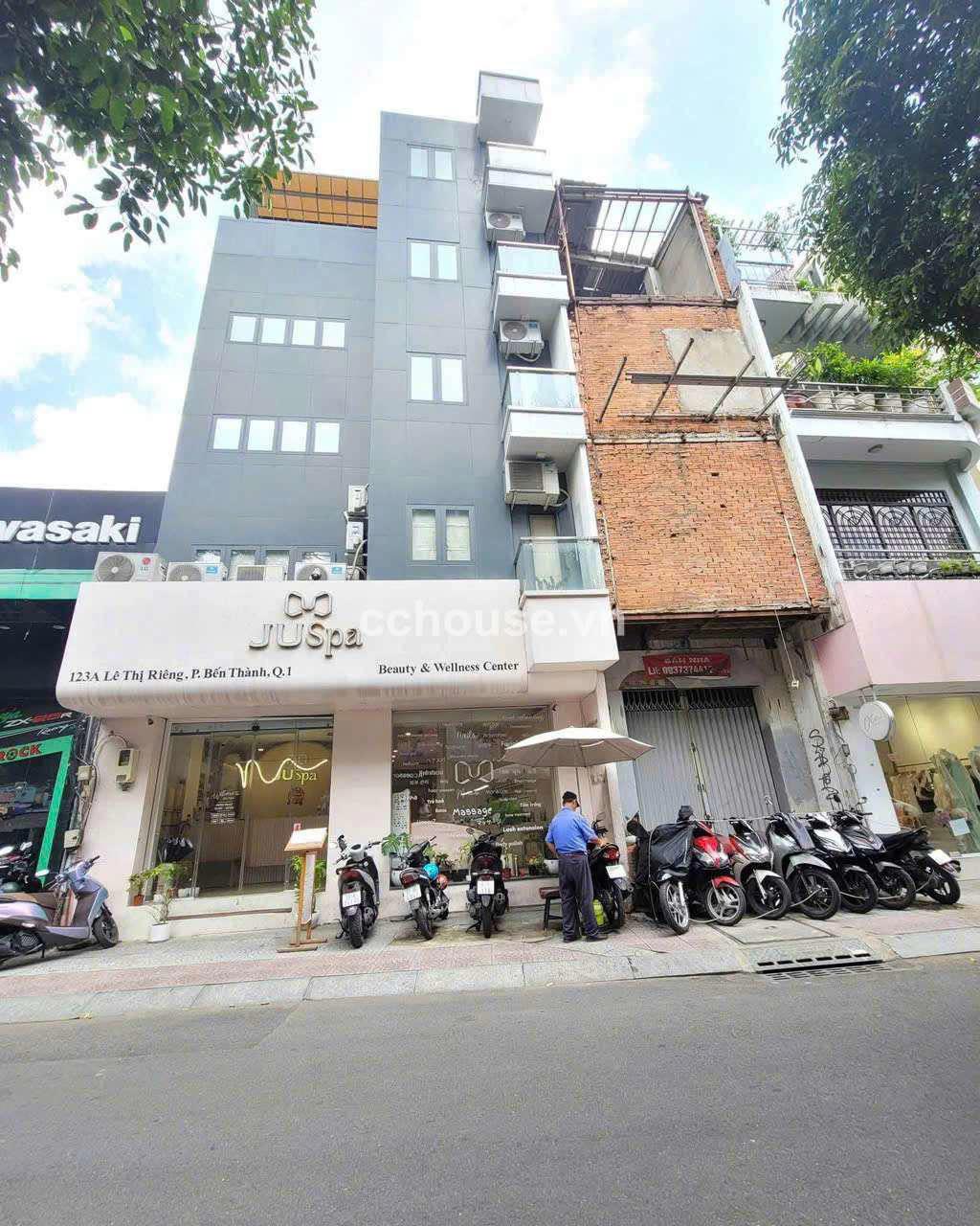  BÁN TÒA NHÀ LÊ THỊ RIÊNG – P.BẾN THÀNH- QUẬN 1 | 8M x 15M 6 TẦNG – HĐT 140TR/THÁNG