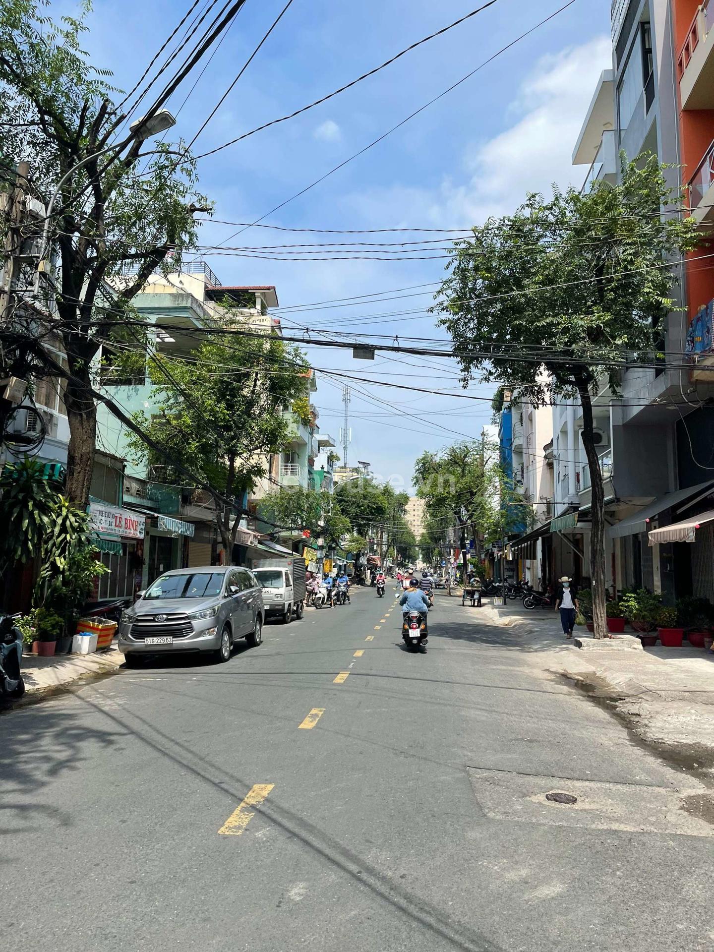 Bán nhà MT đường Phan Văn Trị, phường 2, quận 5