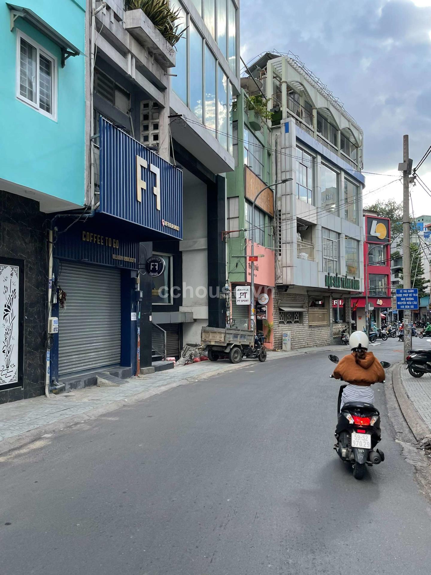 Bán nhà MT Nguyễn Phi Khanh, Phường Tân Định, Quận 1 - DT (95m2) 5m x 20m