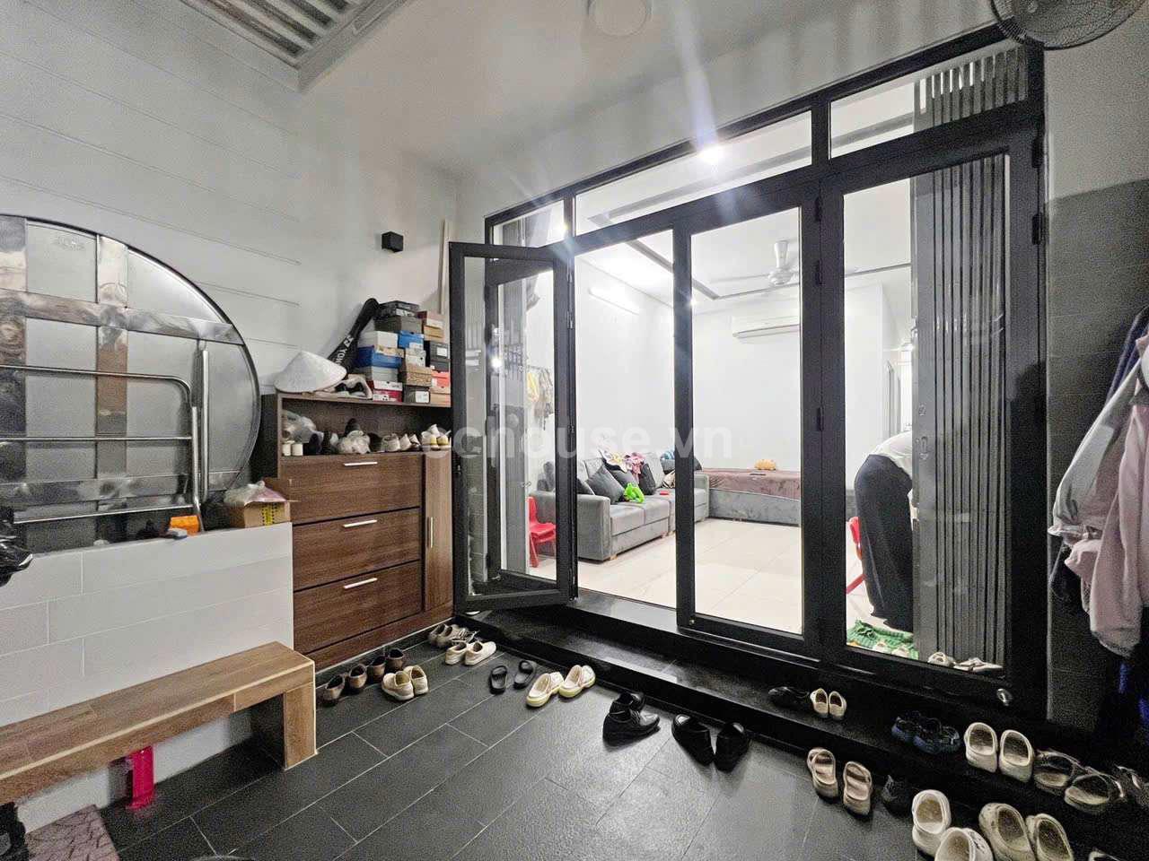 Bán nhà 3 tầng đường ô tô thông Tô Hiến Thành Quận 10