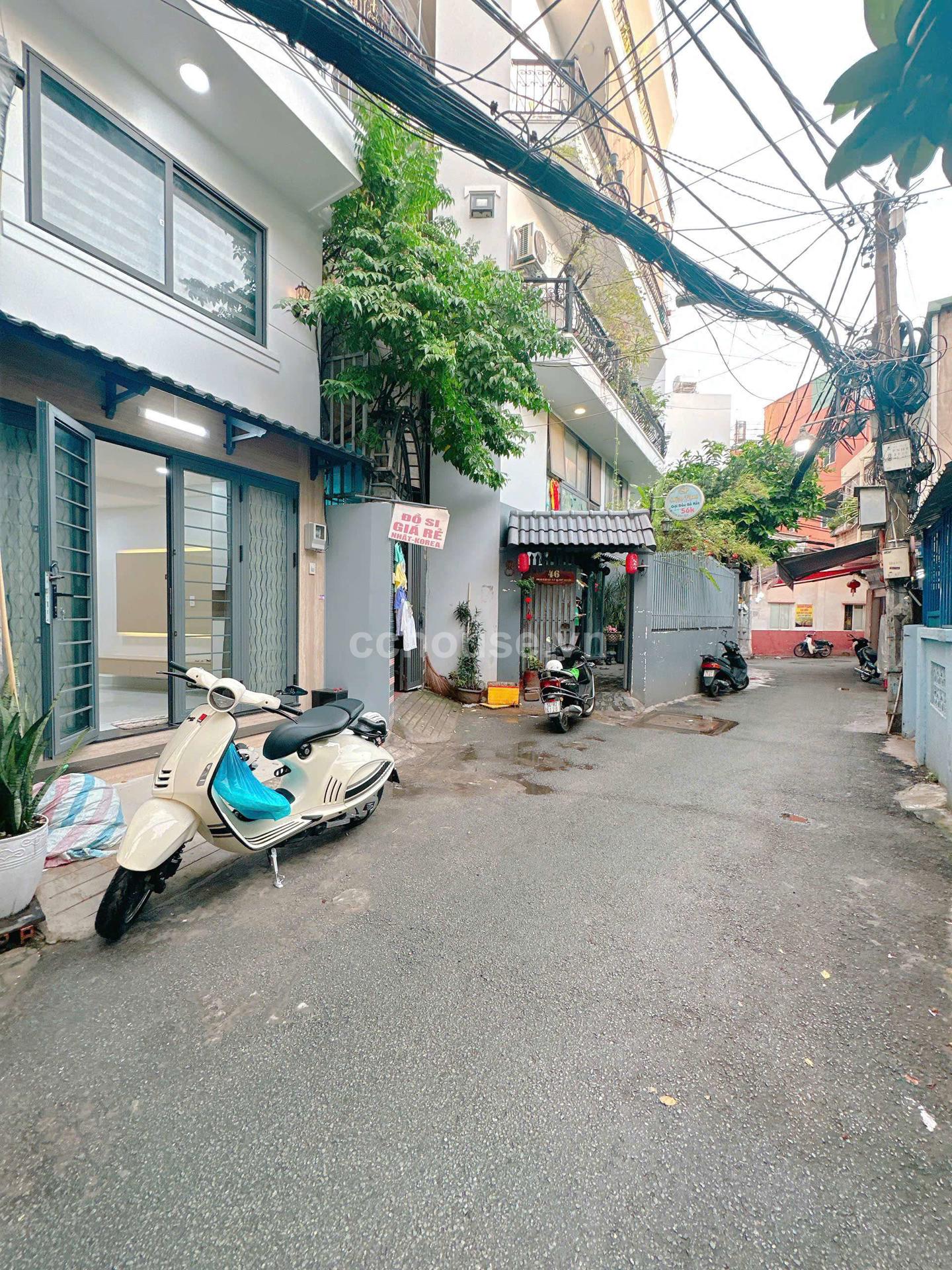 Mặt Tiền Kinh Doanh Ngay Trung Tâm Phú Nhuận Giá chỉ 7 tỷ hơn 