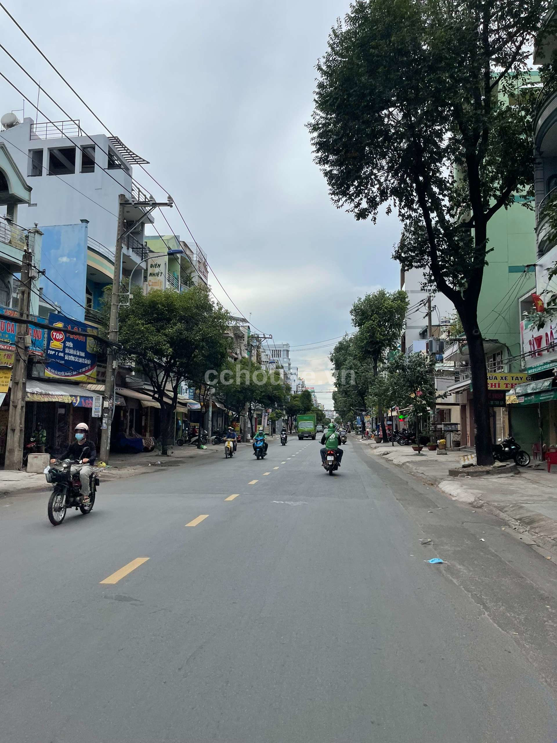Nhà chính chủ bán nhanh Đường Hàn Hải Nguyên, (Quận 11 cũ), TPHCM