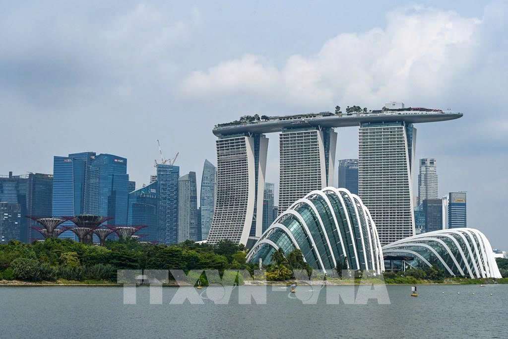 Việt Nam đang bước vào giai đoạn phát triển đô thị mạnh mẽ chưa từng có. Những tuyến vành đai mới đang mở ra. Những tuyến Metro đang hình thành. Các đại đô thị, khu công nghiệp, trung tâm đổi mới sáng tạo và cực tăng trưởng mới liên tục xuất hiện.
