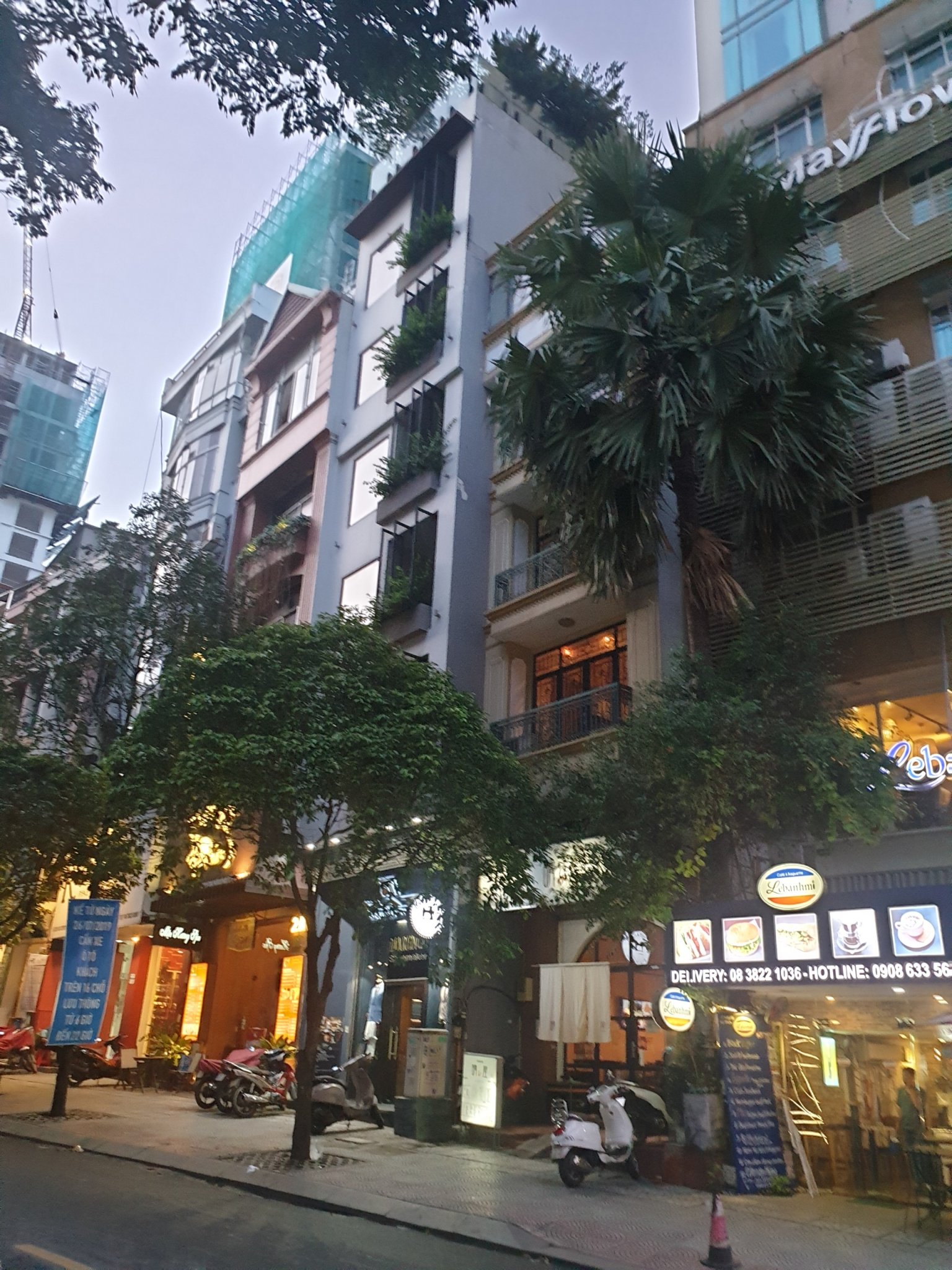 Mat-Tien-Chu-Manh-Trinh--Le-Thanh-Ton--P-Ben-Nghe-Quan-1-id8290