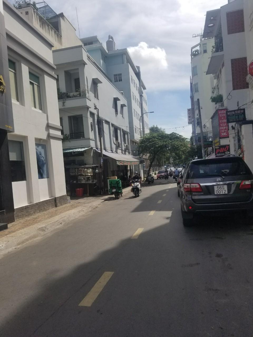 NHA-MAT-TIEN-NGUYEN-VAN-THU-–-QUAN-1-DT-6×6M-KC-2-TANG-HDT-40TRTHANG-GIA-185-TY-id7894