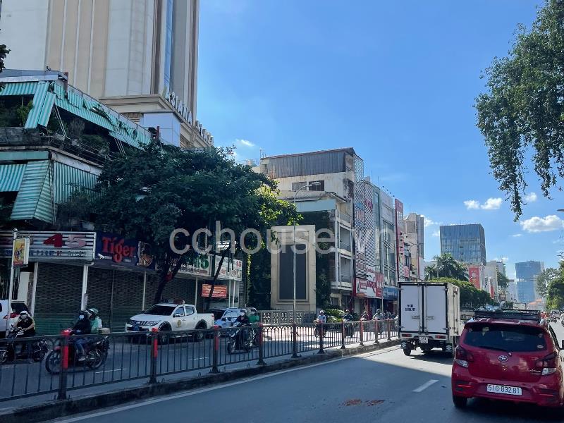 26B Phan Đăng Lưu, Phường 7, Quận Bình Thạnh Diện tích 9.5x31m đang cho thuê giá cao 