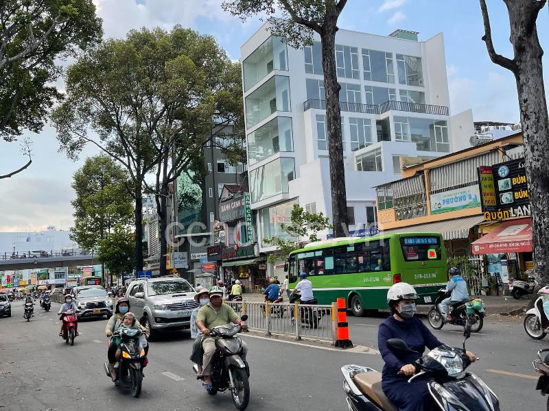 BÁN NHÀ HẺM 6M ĐƯỜNG NGUYỄN TRI PHƯƠNG, P9, QUẬN 10, DT: 11.2*15.4M, KC: 3 TẦNG, GIÁ 38 TỶ