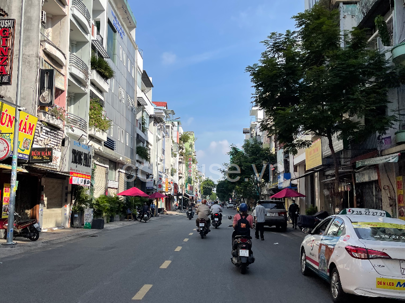BÁN NHÀ MẶT TIỀN NGUYỄN THIỆN THUẬT, QUẬN 3, DT: 6X21M, 4 TẦNG, HĐT 70 TRIỆU, GIÁ 59 TỶ