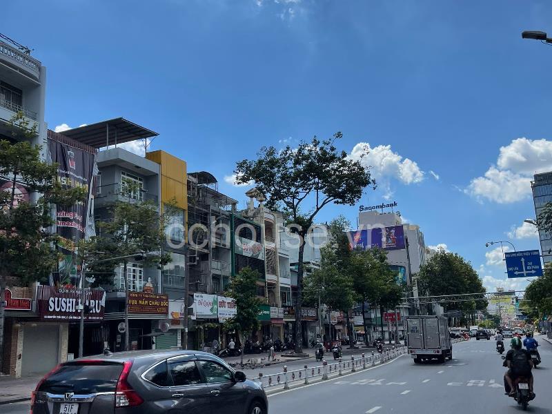 Bán nhà mặt tiền Nguyễn Thái Học, Quận 1, DT: 4.2x16.5m, 6 tầng, HĐ thuê 50 triệu, Giá 60 tỷ