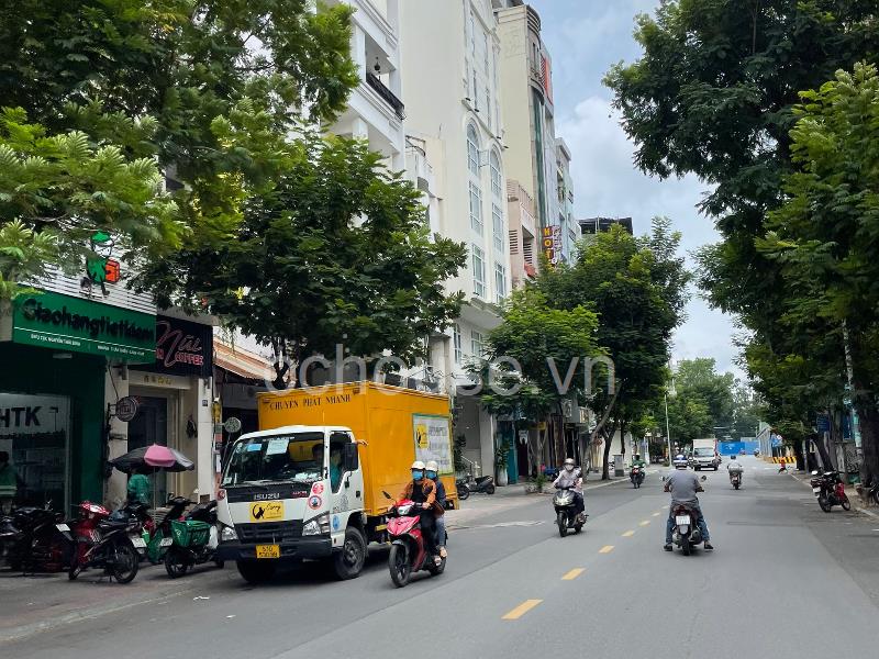 Bán nhà đường Calmette Phường Nguyễn Thái Bình Q1. Gía chỉ 18.5 tỷ
