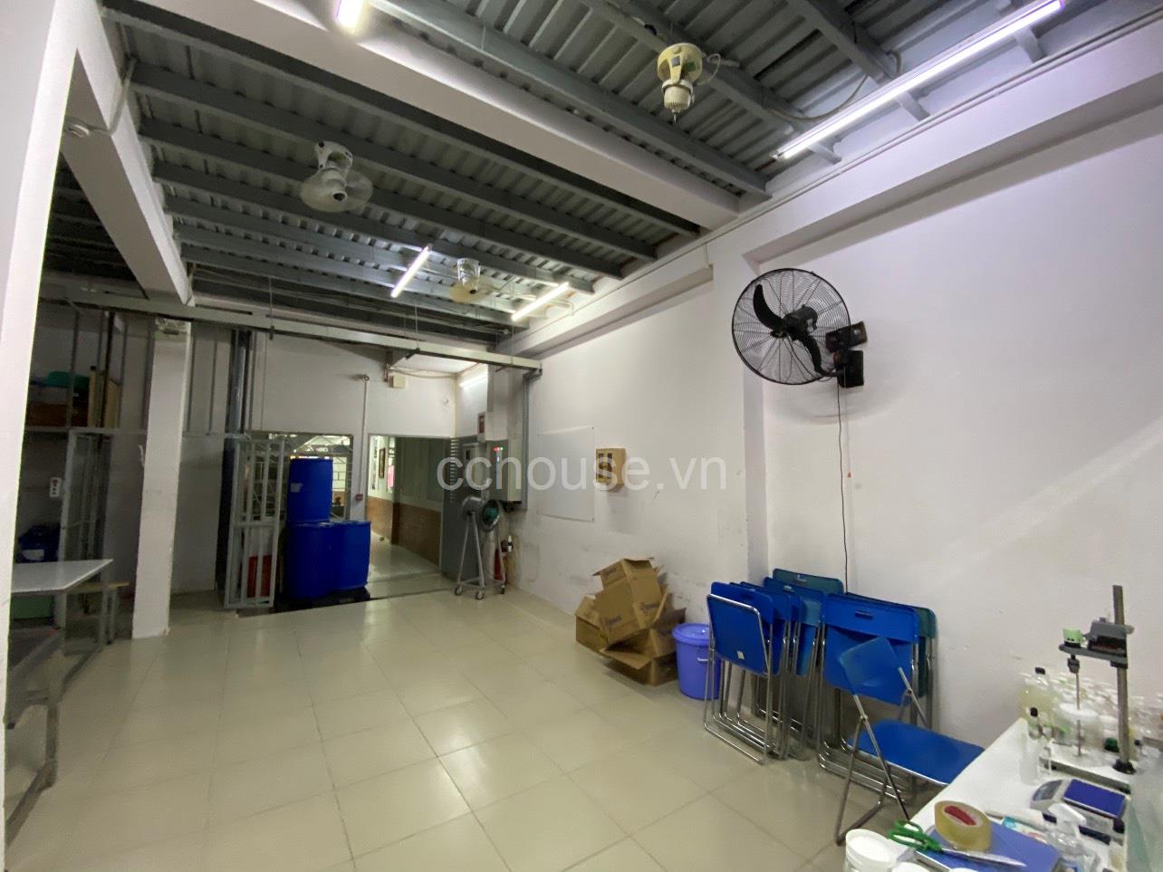 https://batdongsan.blob.core.windows.net/cchouse/Property/20217/7cb5275dc5f447608f0a5f2b9059fbb6_a5a3e39d08d9ff87a6c832.jpg