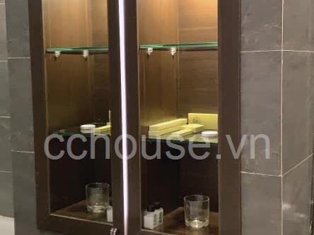 Bán khánh sạn Ha Noi Hotel - khu Đệ Nhất 19/1 Hoàng Việt, Phường 4, Q Tân Bình DT: 8.2 x 19m, 9 tầng