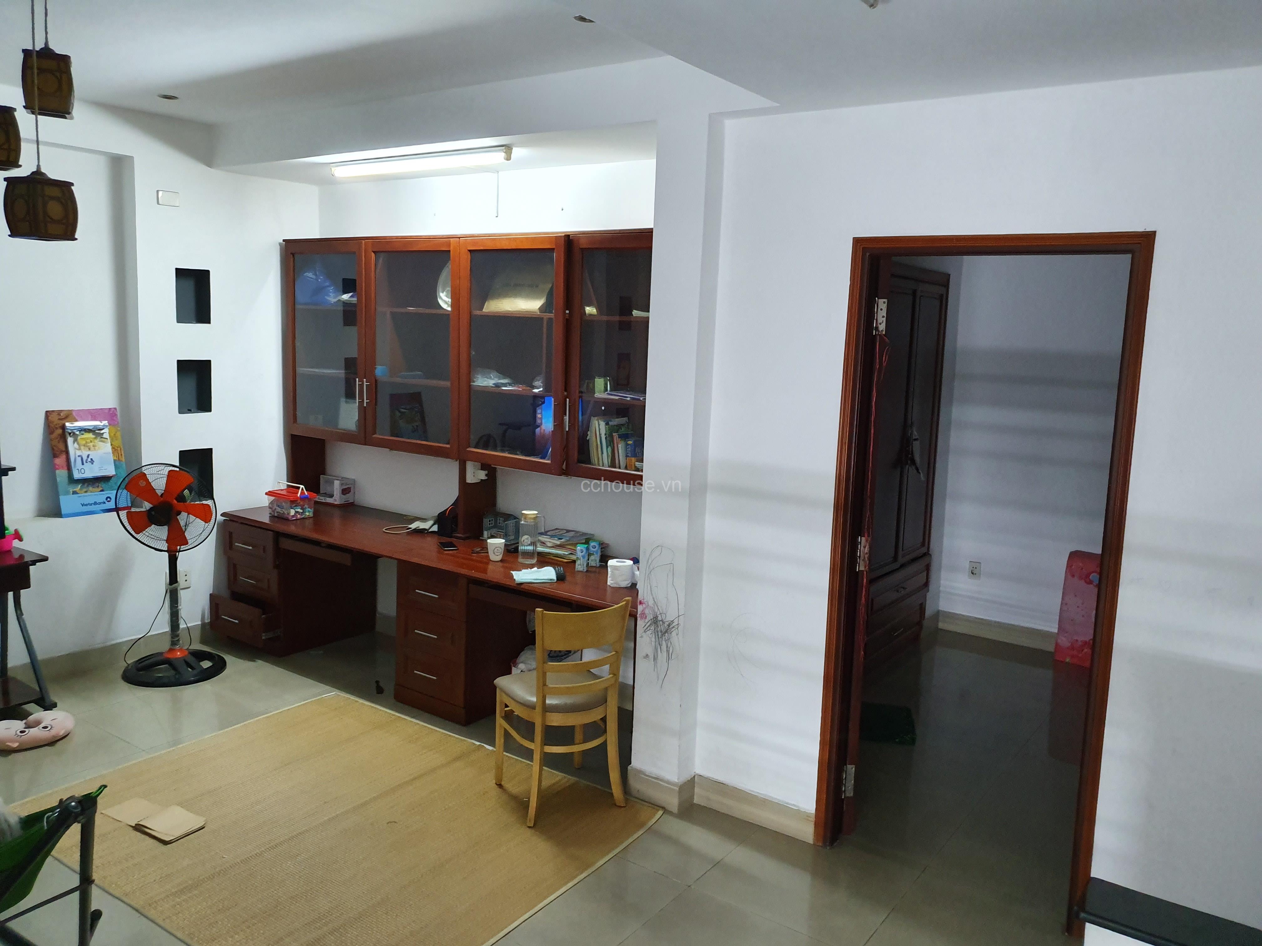 Nhà trường chinh ngang 8.2 Q Tân Bình