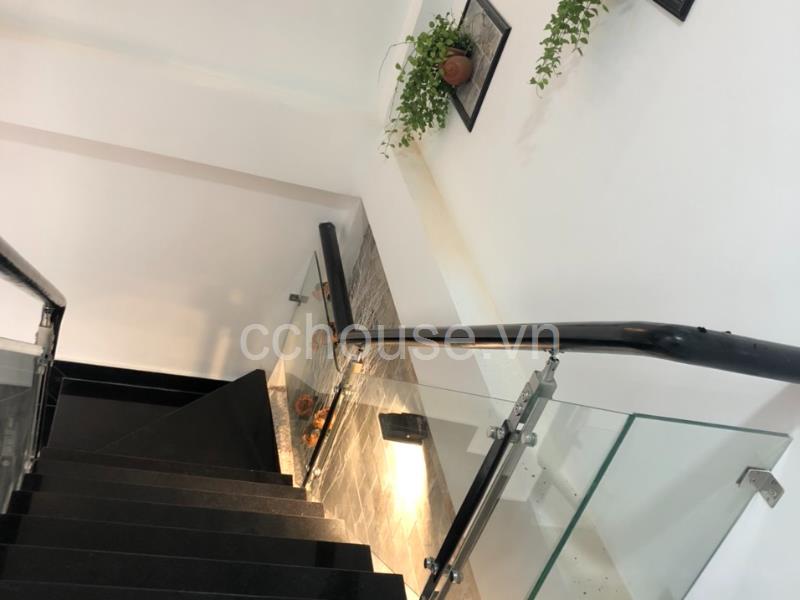 BÁN NHÀ MẶT TIỀN ĐẤT THÁNH, P.6, Q.TÂN BÌNH DT 3.9*11M, 4 LẦU, ST, GIÁ 12.8 TỶ, CÓ HĐ THUÊ ỔN ĐỊNH