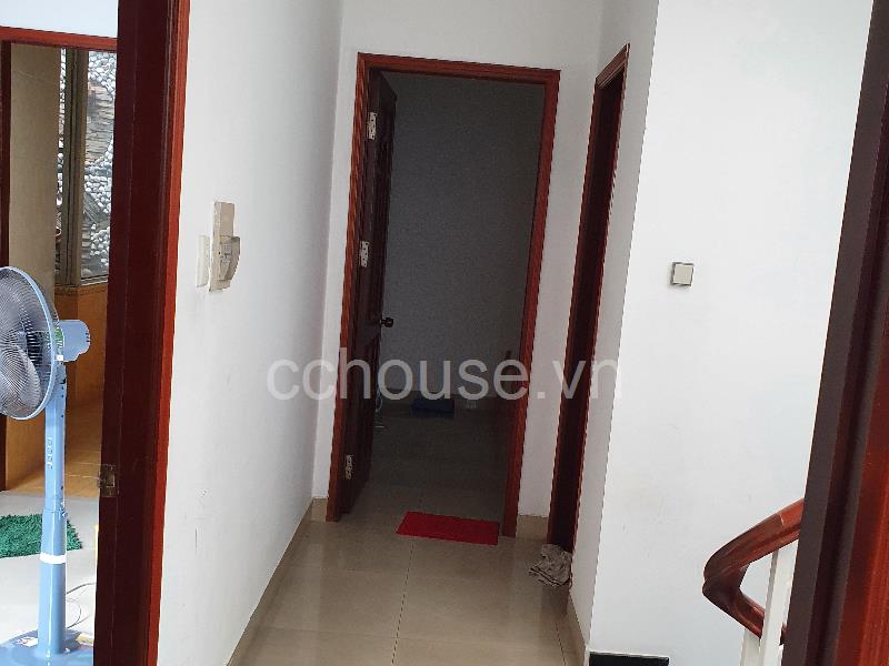 Nhà trường chinh ngang 8.2 Q Tân Bình